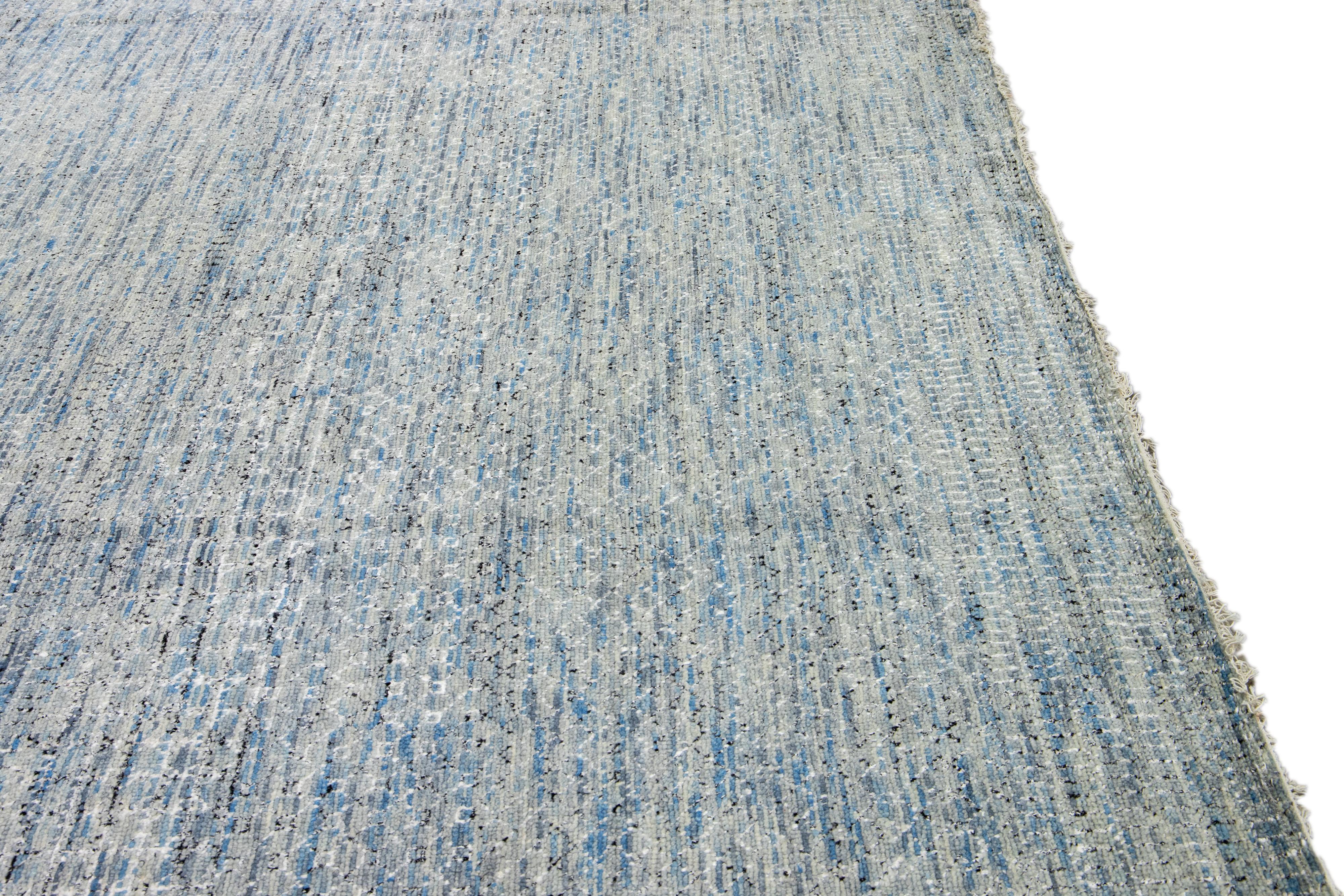 Light Blue Modern Savannah Handmade Geometric Oversize Wool Rug For Sale 5