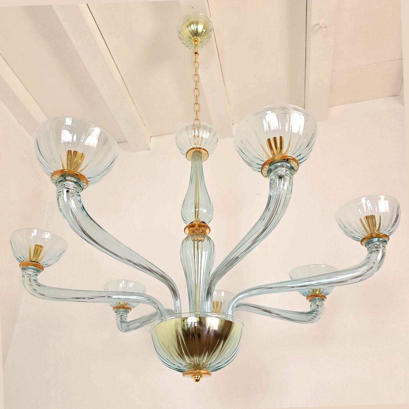 Italiano Lampadario in vetro di Murano azzurro anni '80 in vendita