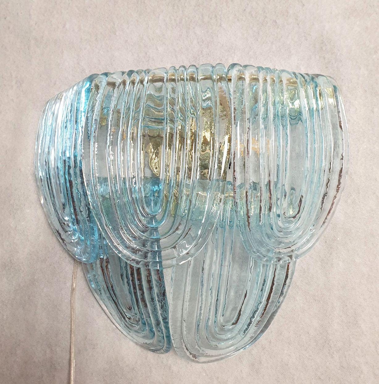 Apliques de cristal de Murano azul claro - un par en Excelente estado para la venta en Dallas, TX
