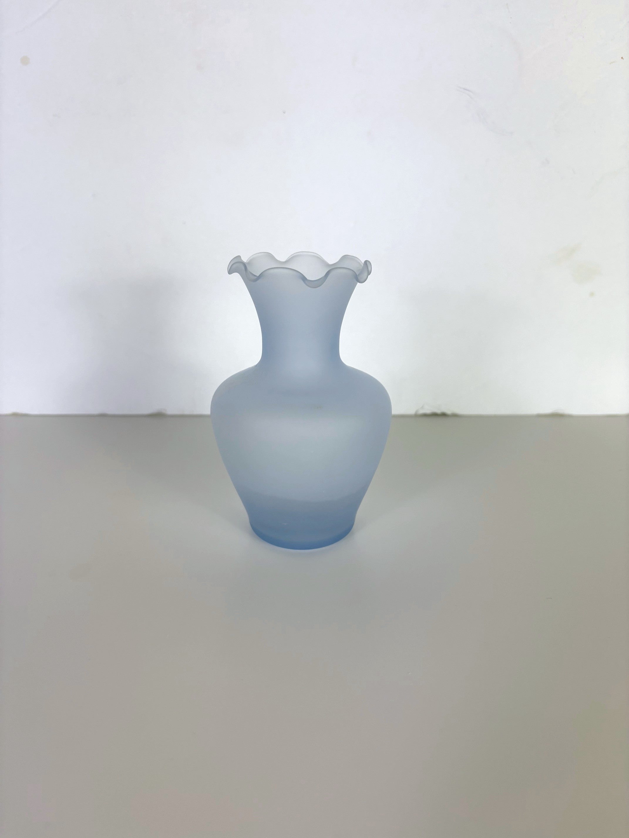 Vaso di Murano blu chiaro in vendita