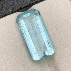 Light Blue Natural Aquamarine 9.81 Carat Emerald Cut Loose Gemstone for Pendant