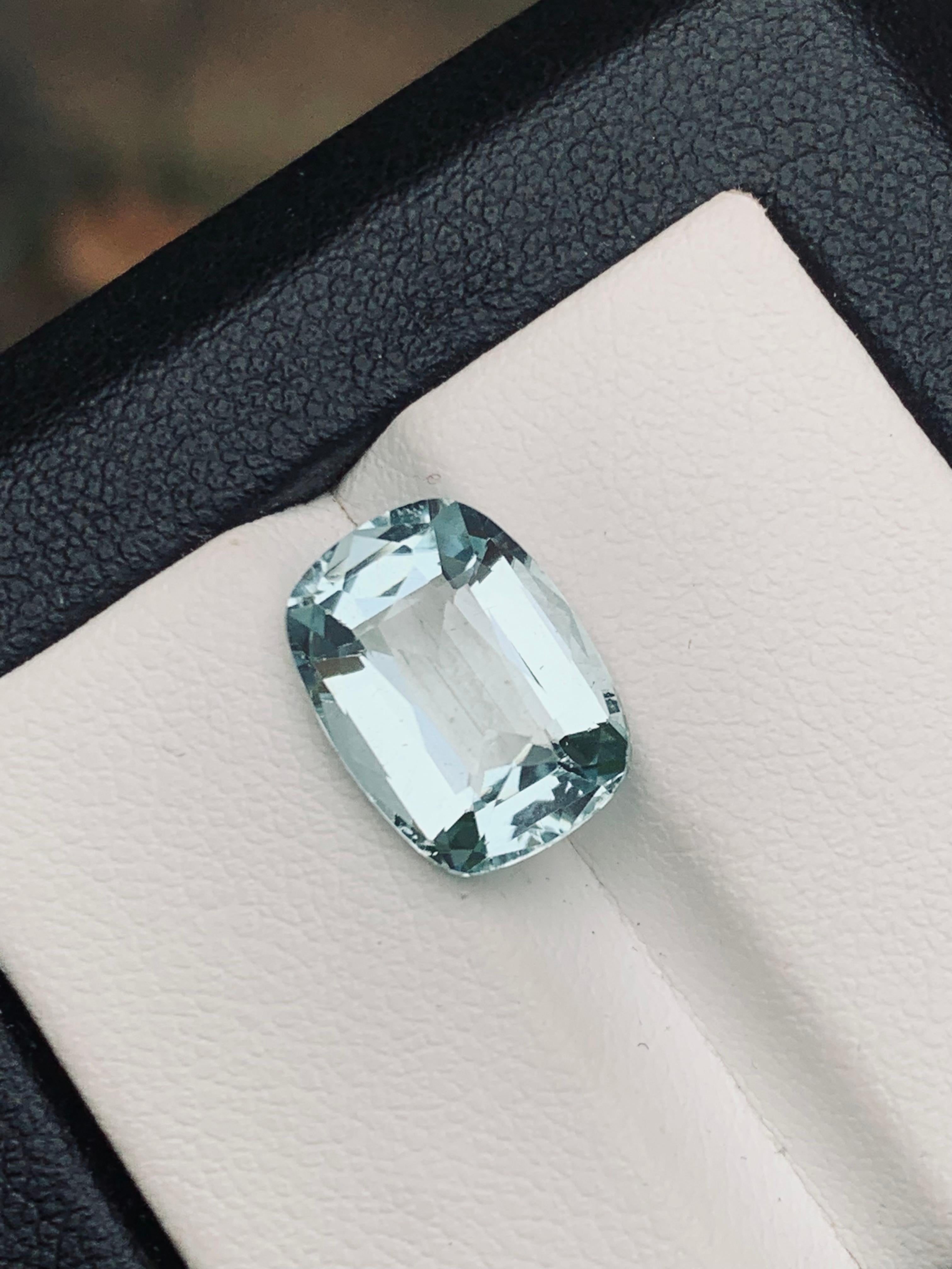 Light Blue Natural Aquamarine Ring Pendant Loose Gemstone 4.20 Carat Cushion Cut For Sale 5