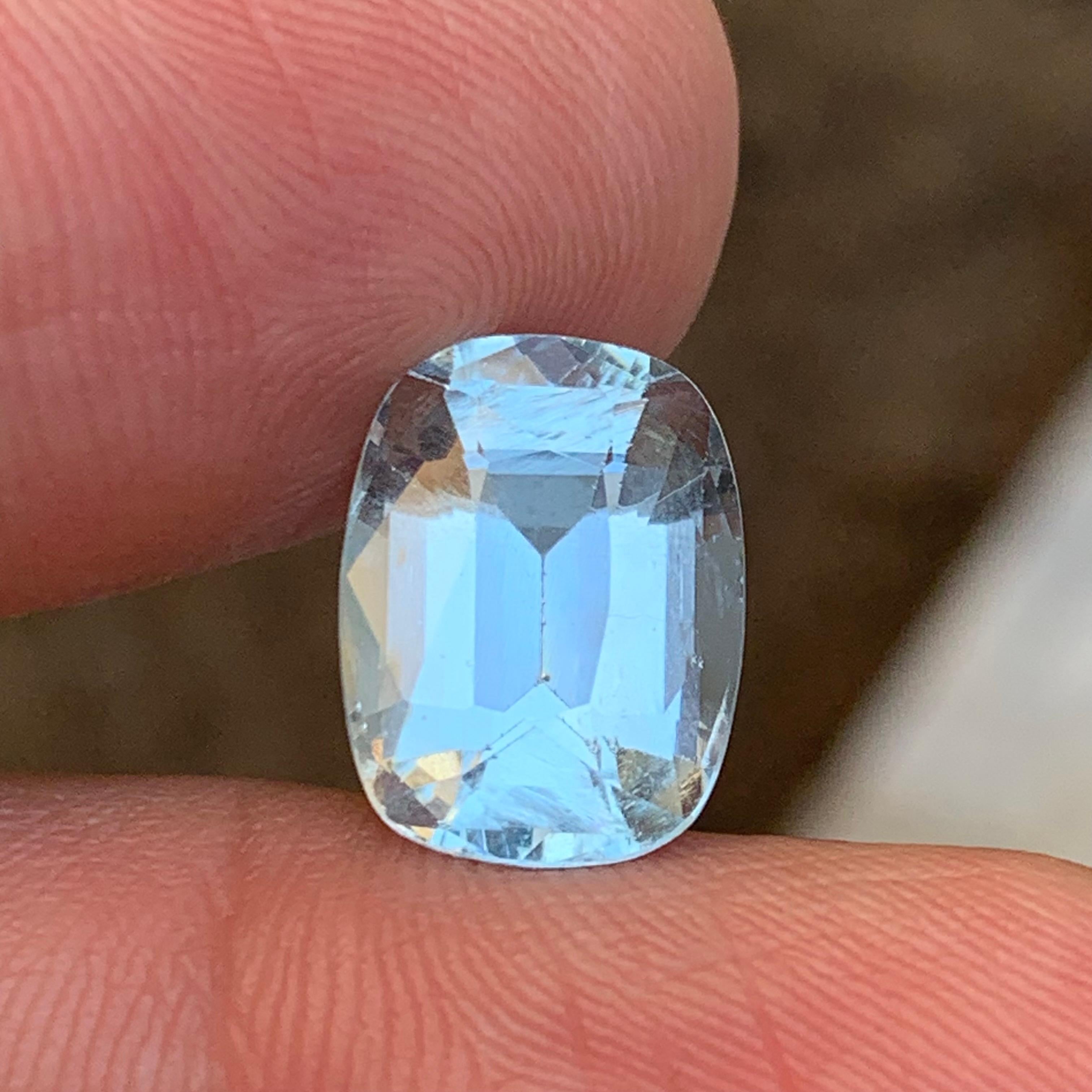 Contemporary Light Blue Natural Aquamarine Ring Pendant Loose Gemstone 5.80 Carat Cushion Cut For Sale