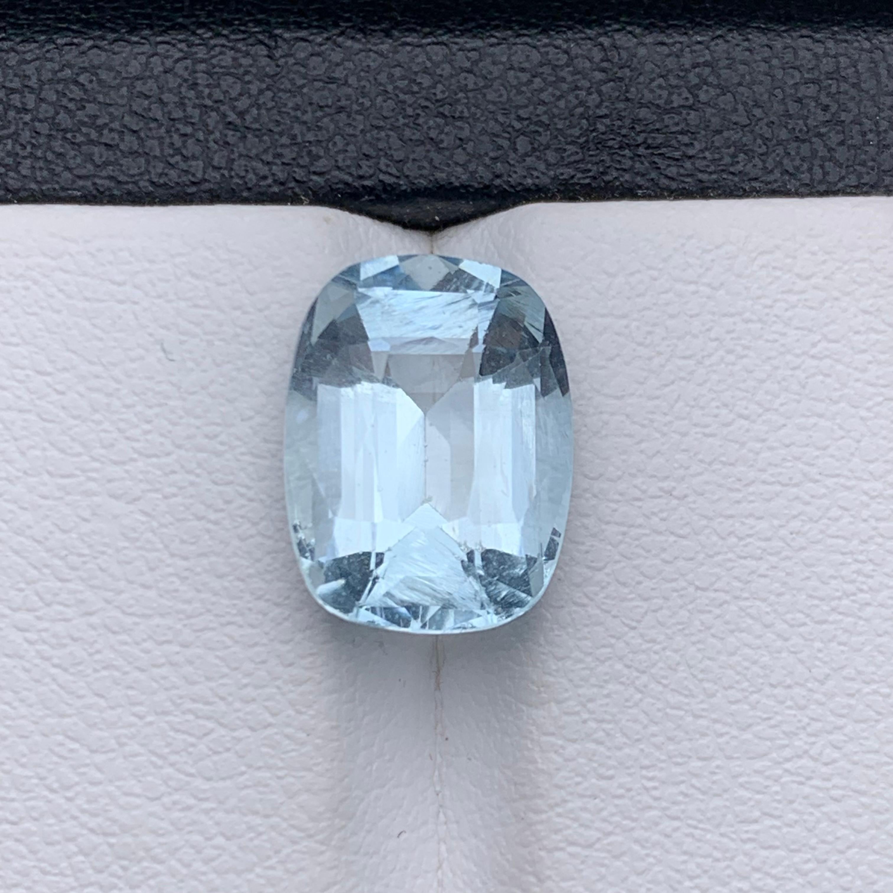 Light Blue Natural Aquamarine Ring Pendant Loose Gemstone 5.80 Carat Cushion Cut For Sale 2
