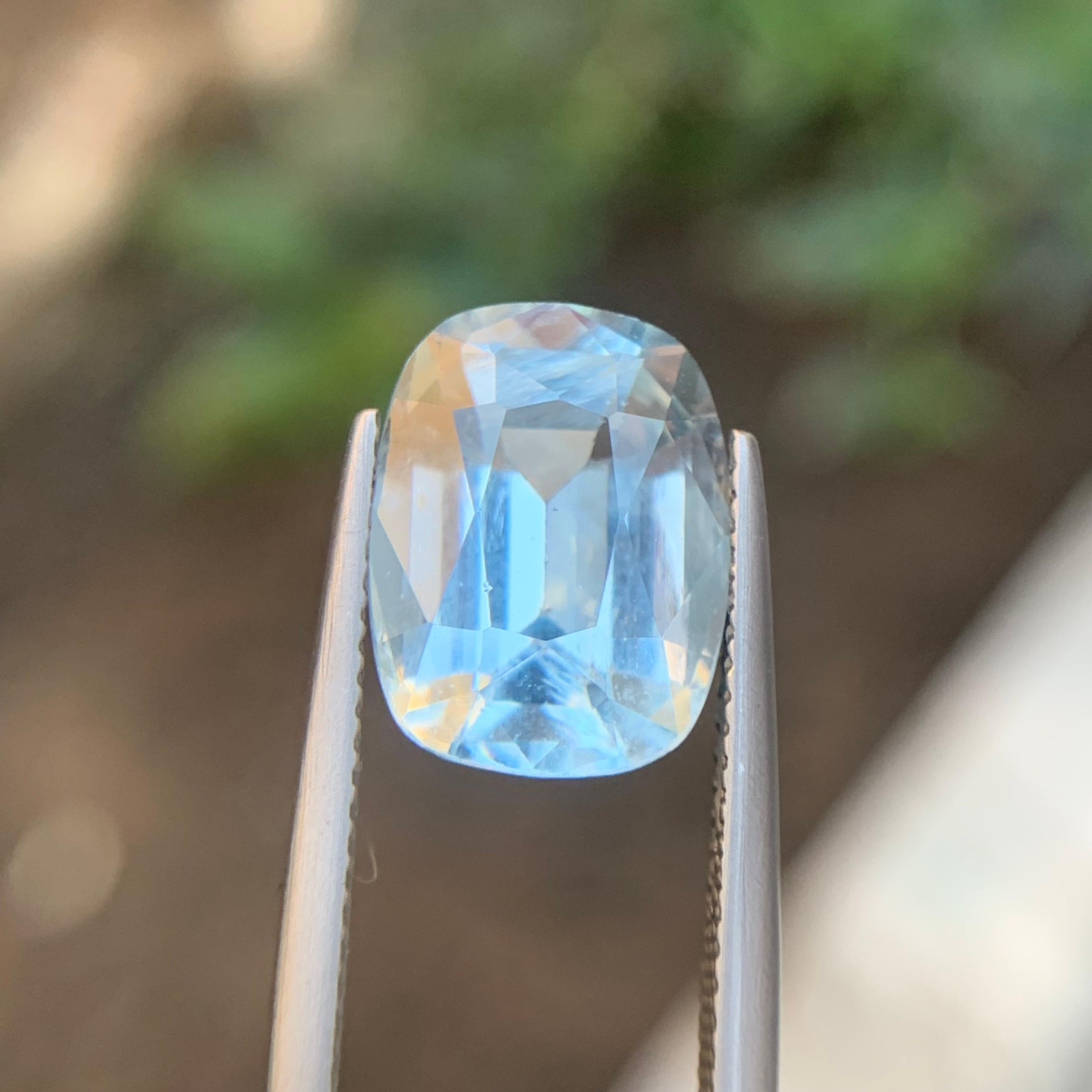 Light Blue Natural Aquamarine Ring Pendant Loose Gemstone 5.80 Carat Cushion Cut For Sale 4