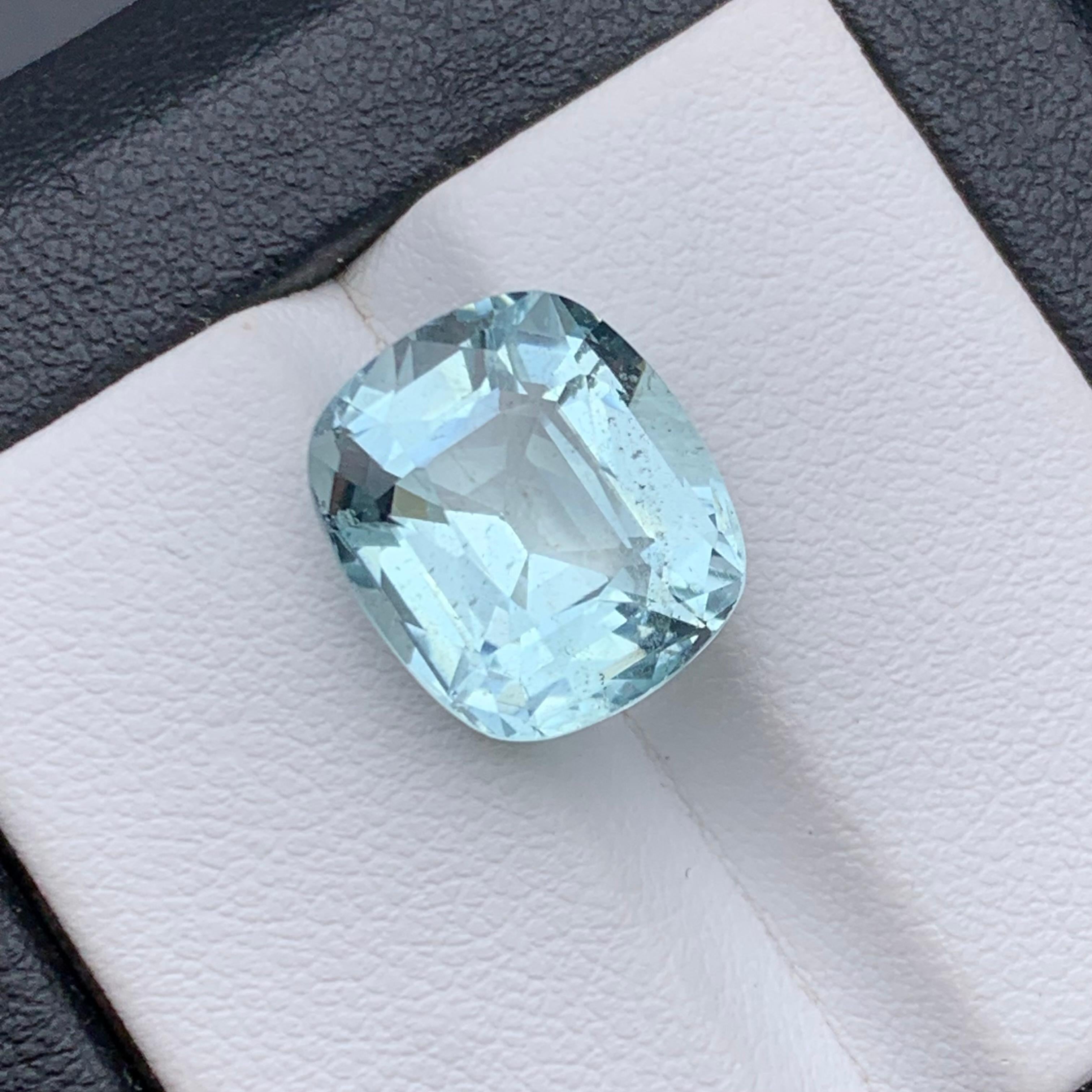 Light Blue Natural Aquamarine Ring Pendant Loose Gemstone 7.46 Carat Cushion Cut For Sale 5