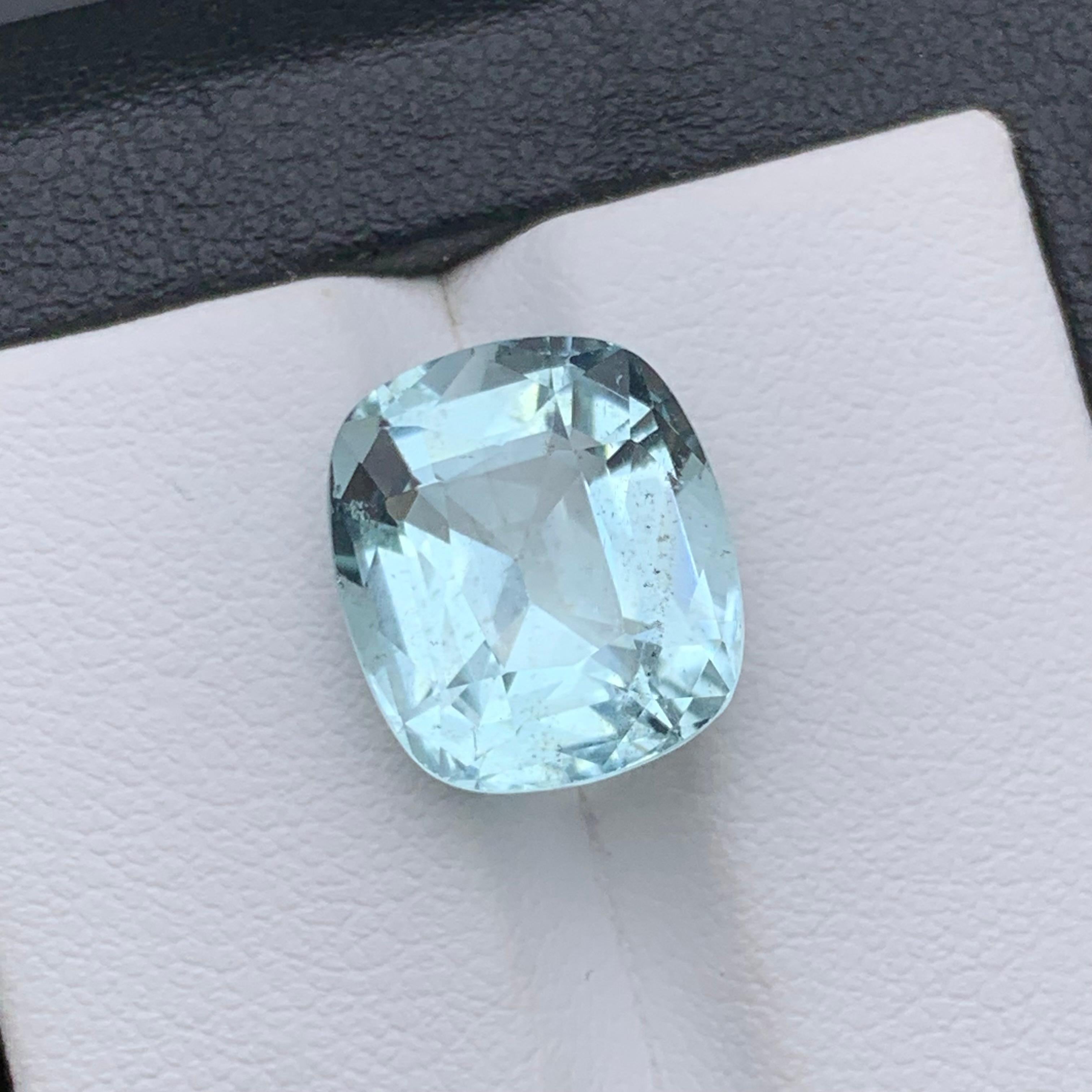 Light Blue Natural Aquamarine Ring Pendant Loose Gemstone 7.46 Carat Cushion Cut For Sale 7