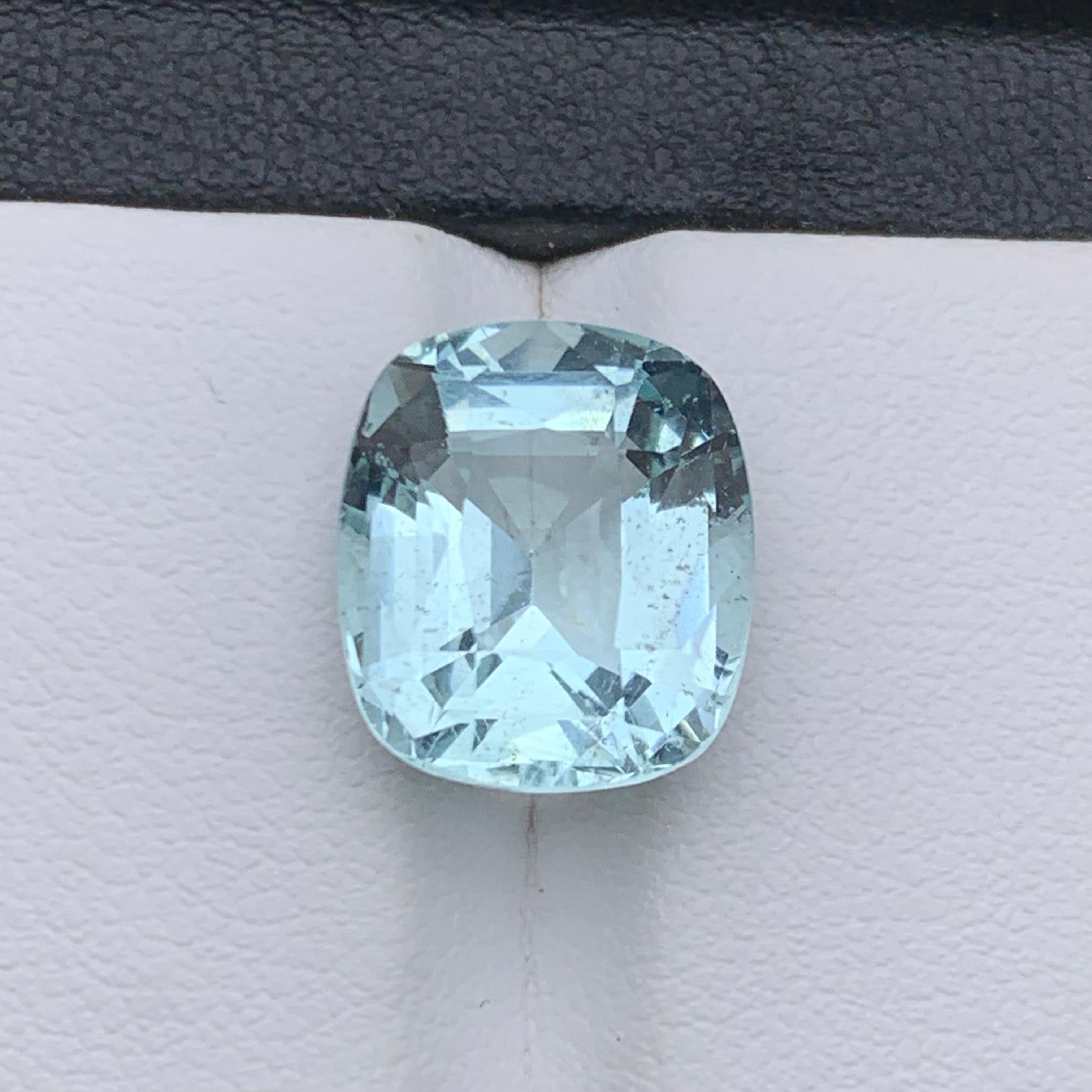 Contemporary Light Blue Natural Aquamarine Ring Pendant Loose Gemstone 7.46 Carat Cushion Cut For Sale