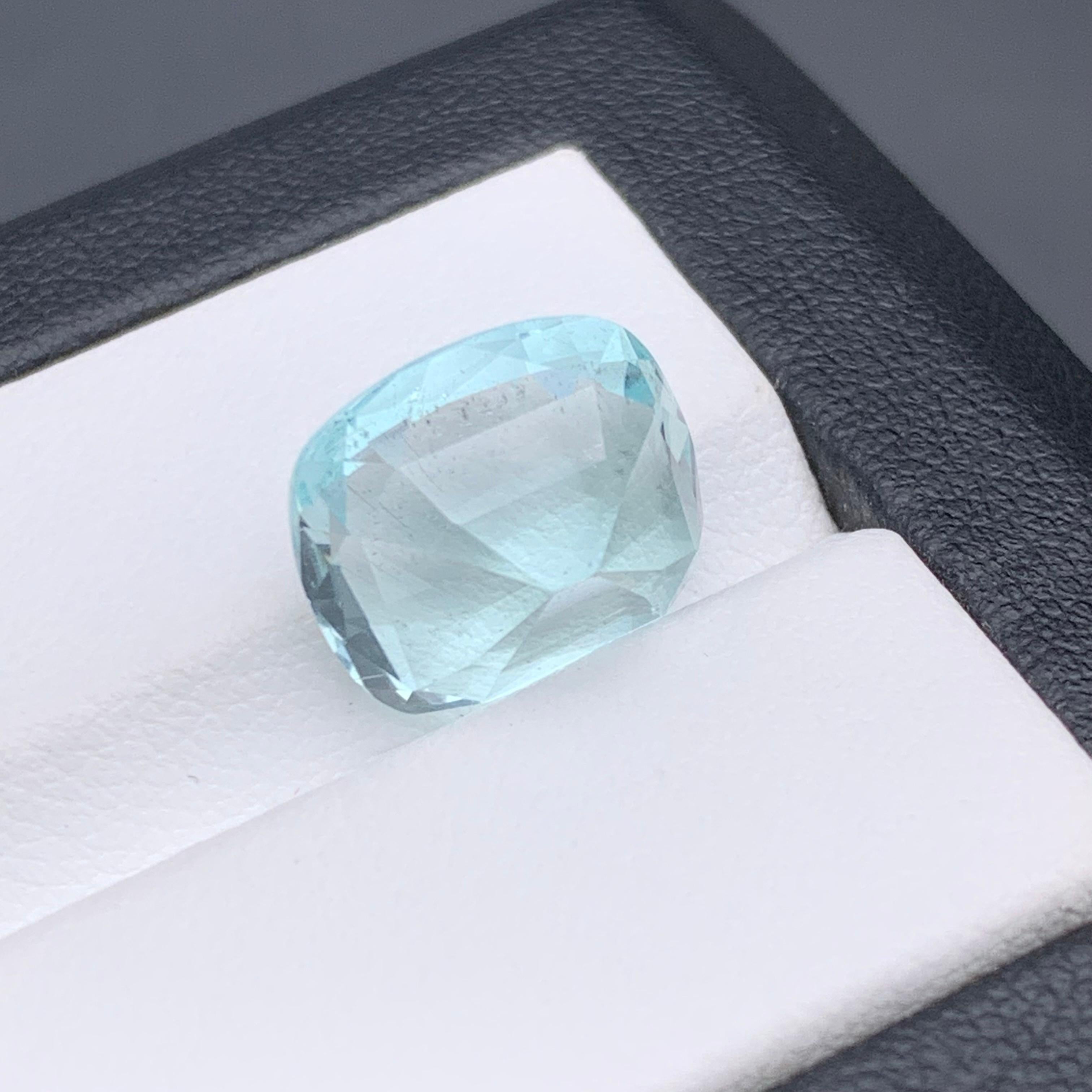 Light Blue Natural Aquamarine Ring Pendant Loose Gemstone 7.46 Carat Cushion Cut For Sale 1