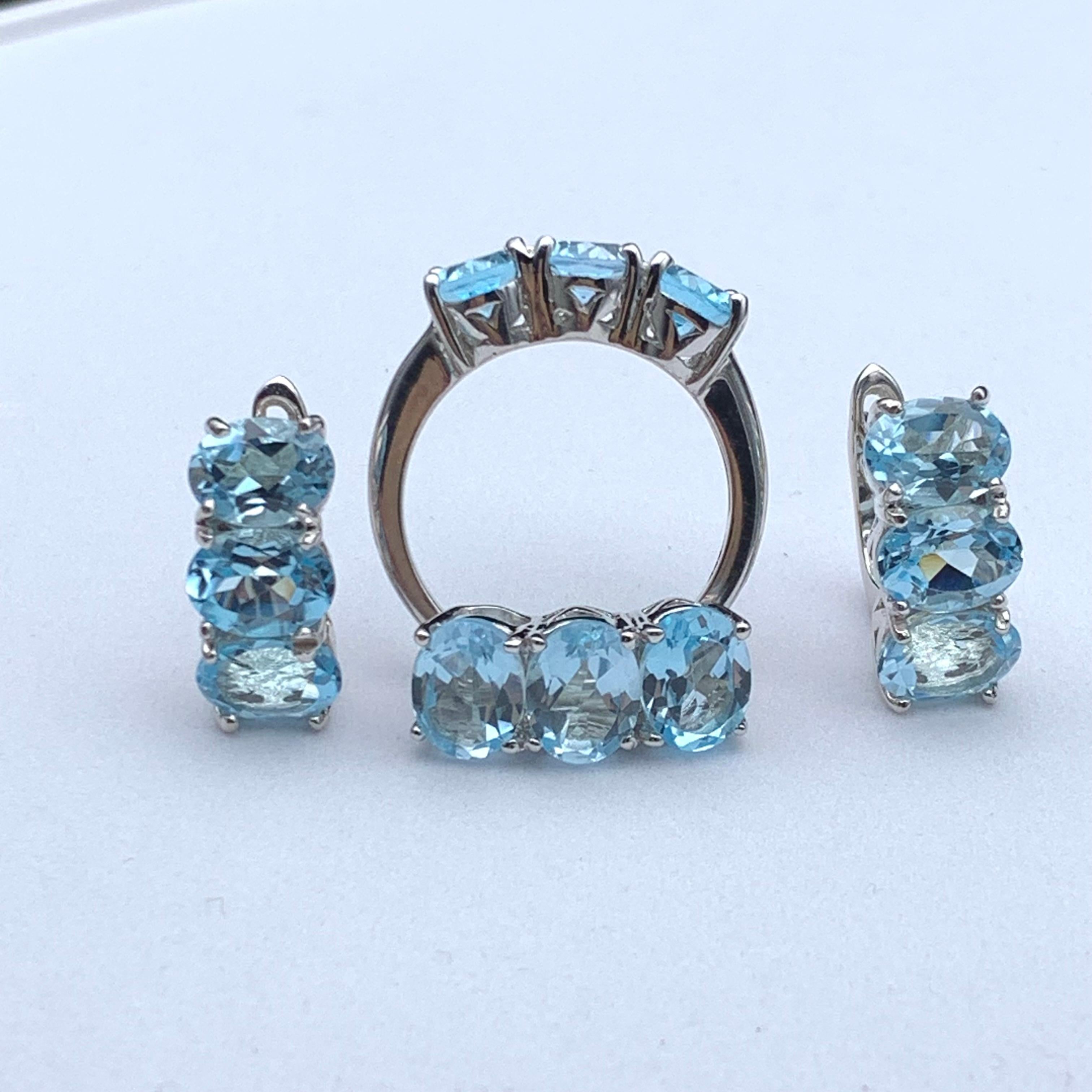 Set di gioielli in argento 925 con topazio naturale azzurro Anello, orecchini e ciondolo in vendita 12