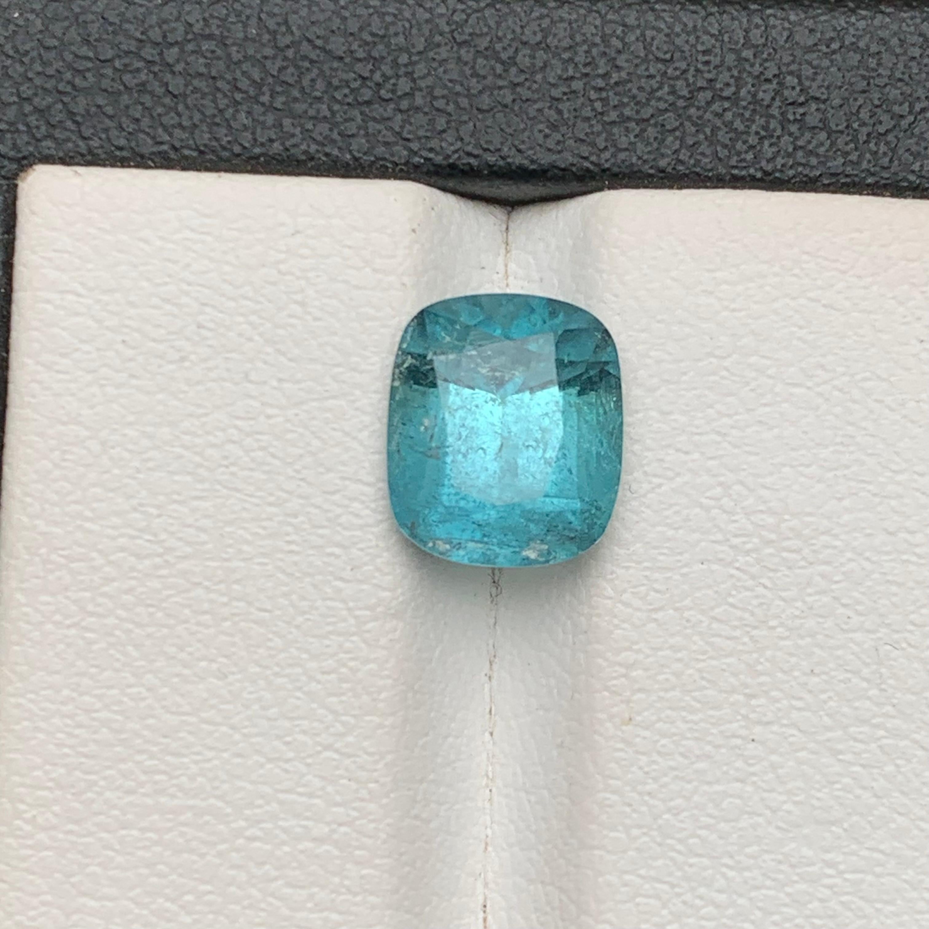 Bague en tourmaline naturelle bleu clair, pierre précieuse non sertie de 3,40 carats, taille coussin Unisexe en vente