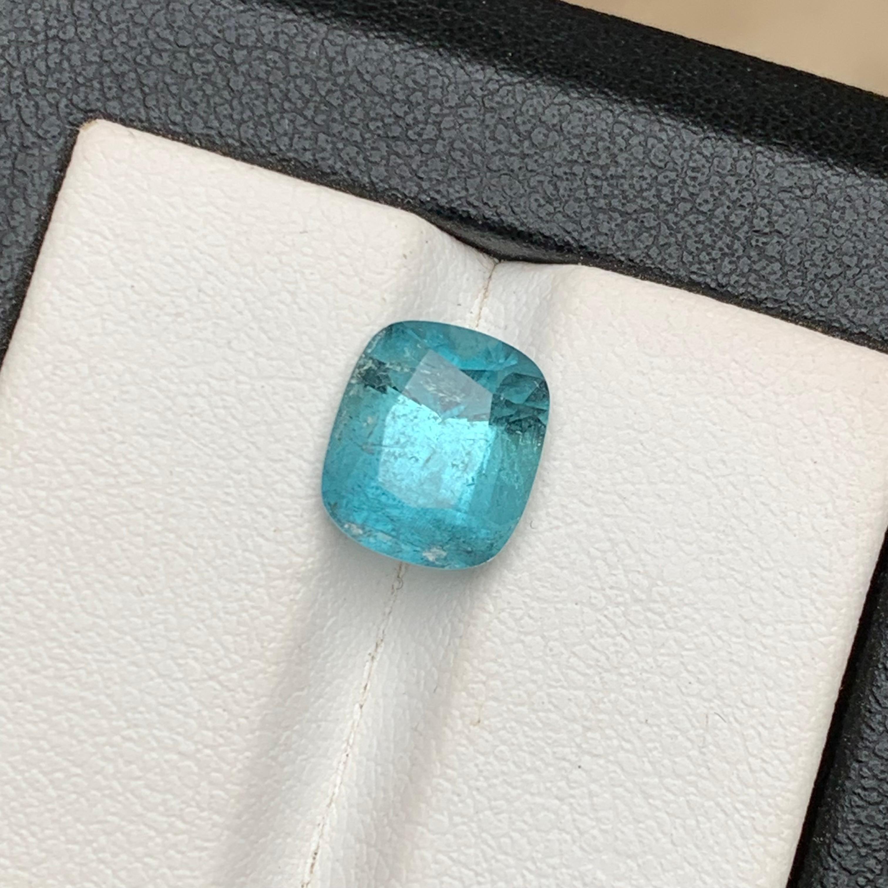 Bague en tourmaline naturelle bleu clair, pierre précieuse non sertie de 3,40 carats, taille coussin en vente 3