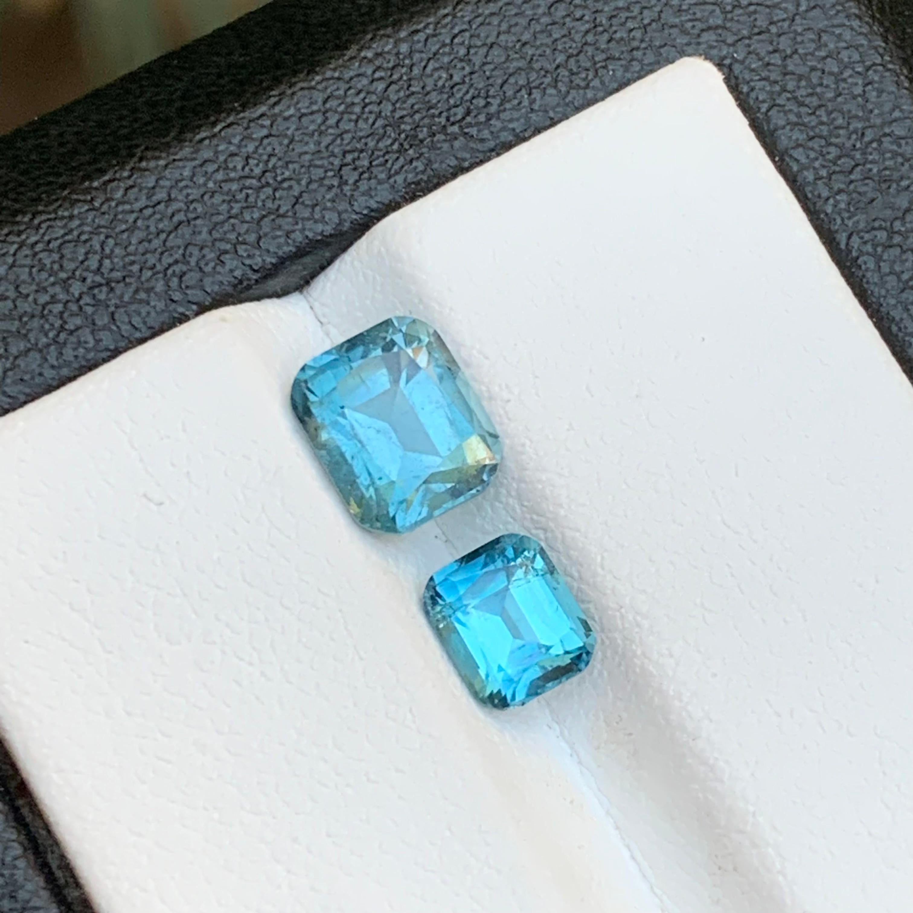 Bague et pendentif en tourmaline naturelle bleu clair, pierres précieuses non serties 2,70 carats taille coussin en vente 6