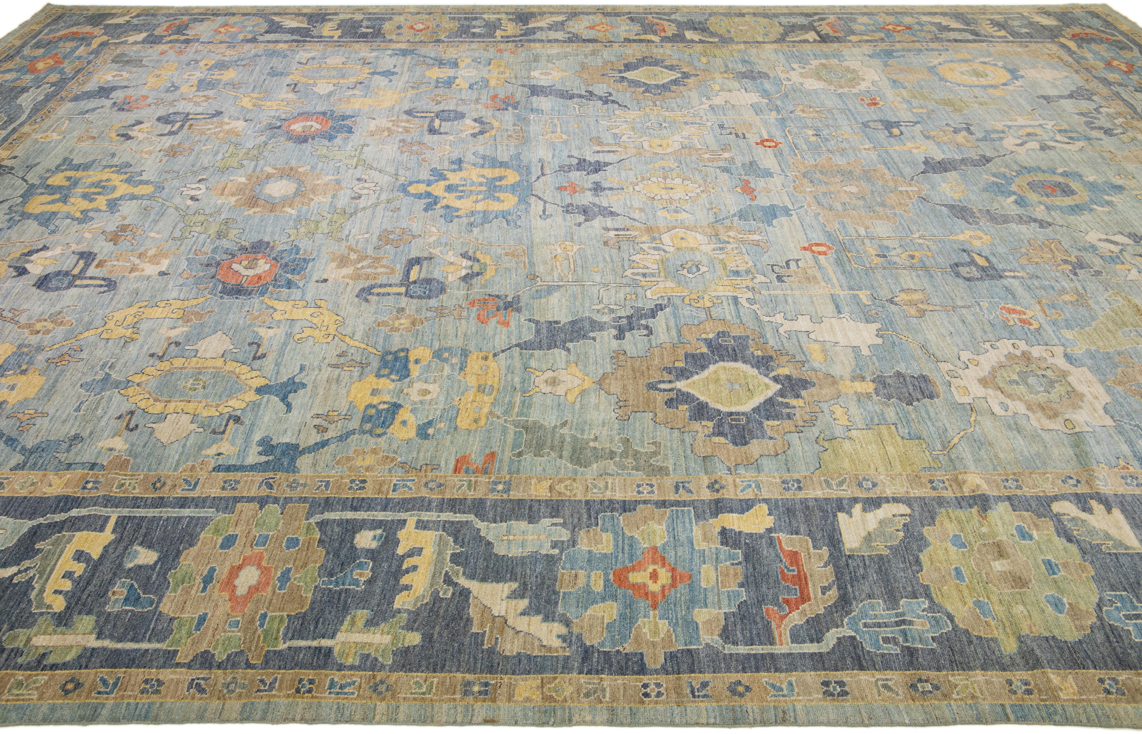 Light Blue Oversize Sultanabad Wool Rug Handmade with Allover Pattern In New Condition For Sale In Norwalk, CT