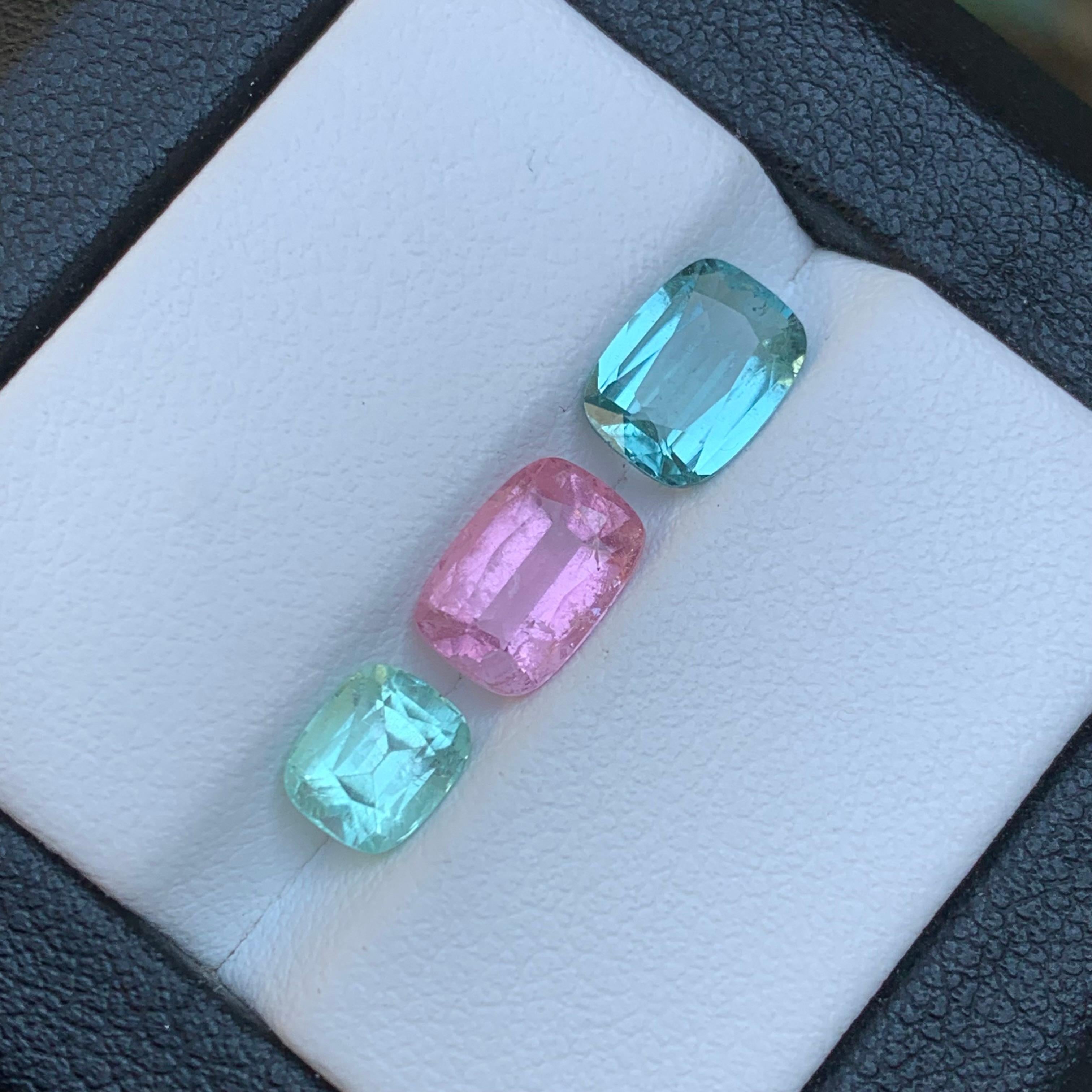 Gemas sueltas de turmalina natural azul claro, rosa y verde pastel 3,55 ct-joya en venta 4