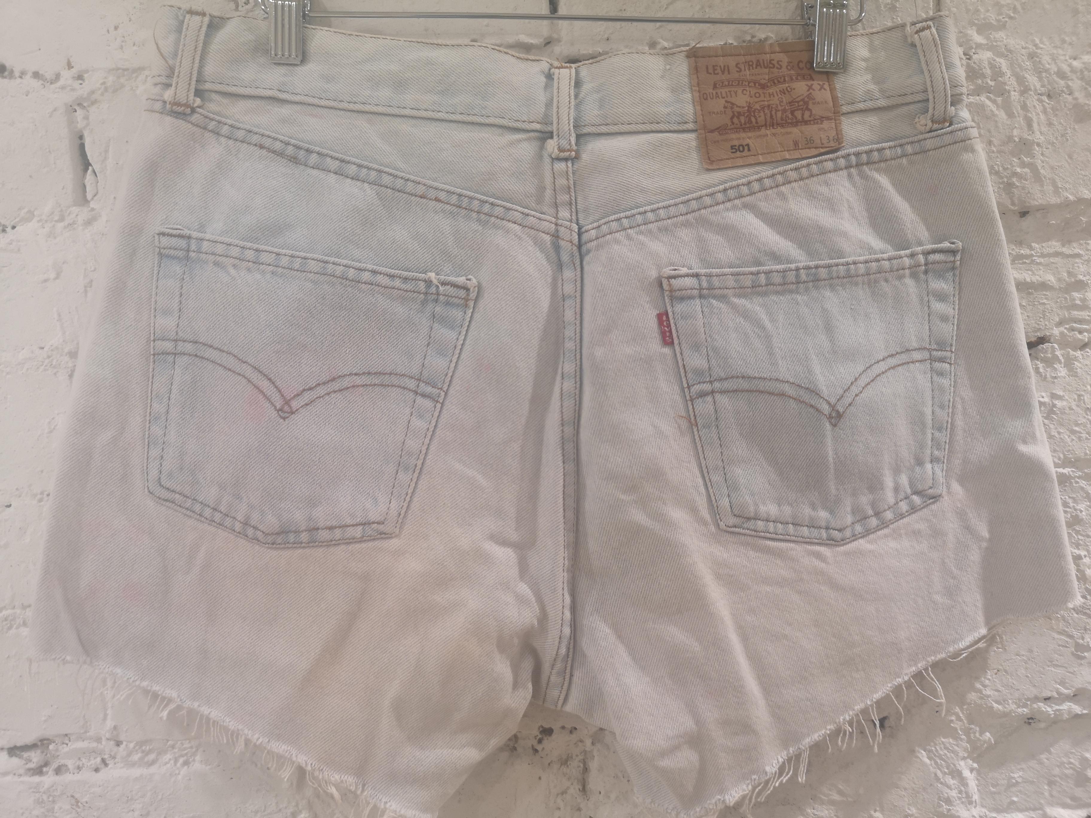 Light blue denim SOAB shorts 
vintage shorts recycled and customised totally handmade embellished with sequins and patterns all over
composition: cotton
total lenght 31 cm waist 8cm