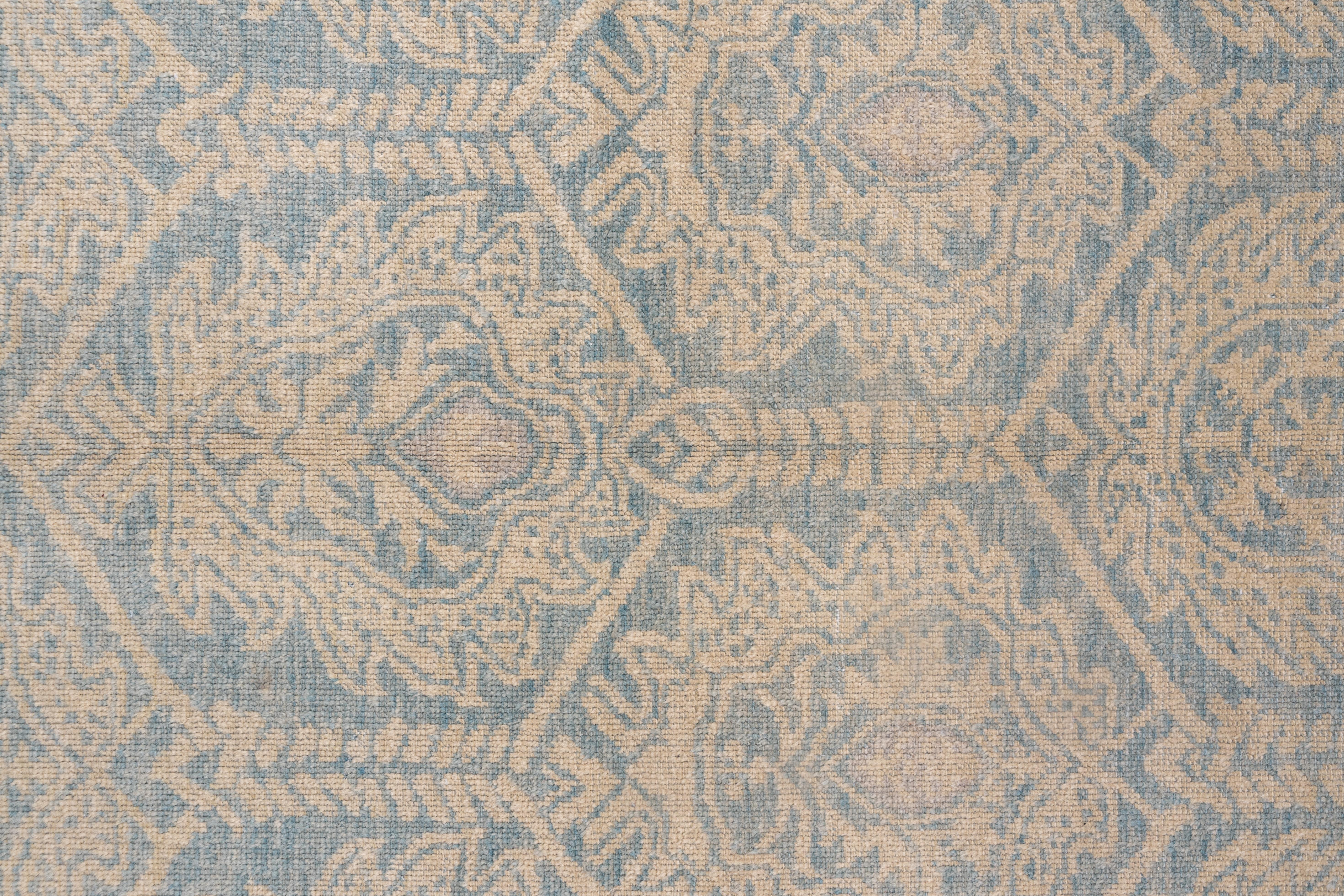 Hellblauer spanischer Cuenca-Teppich (Afghanisch) im Angebot