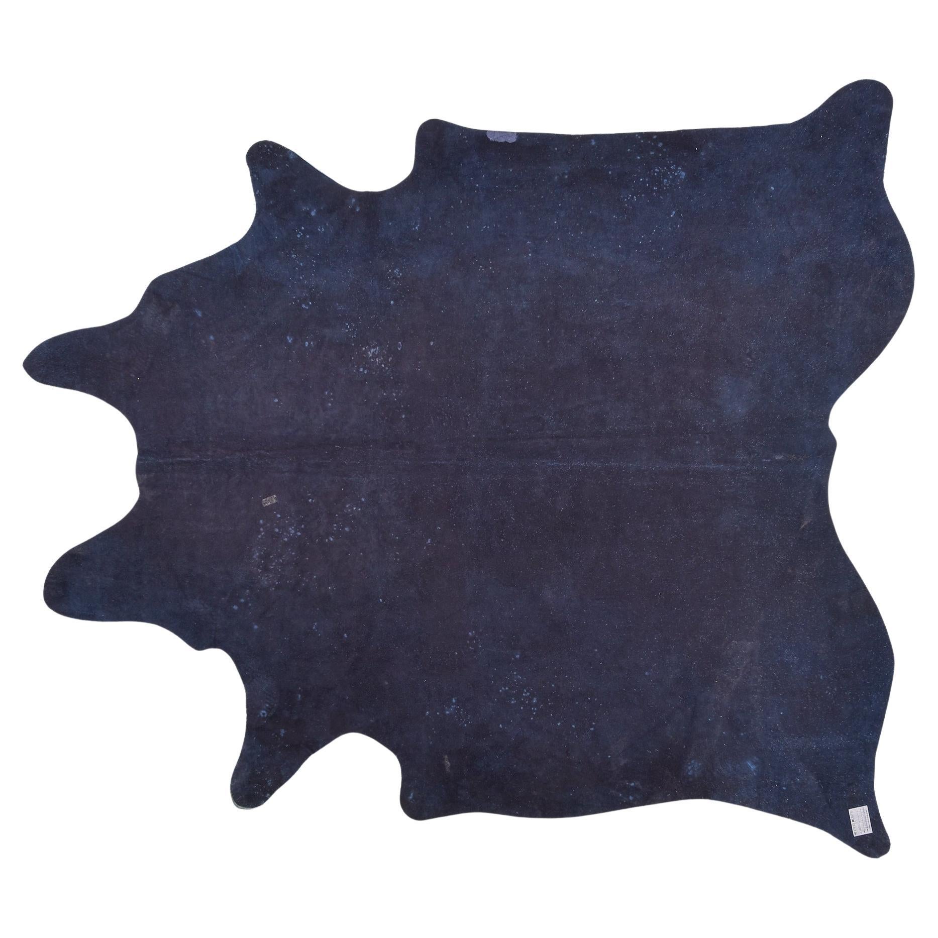 nr. 1274 - Bovine skin leather with a special tanning, so the edges have no waviness and adhere perfectly to the floor. This one has now an interesting price for closing activities.