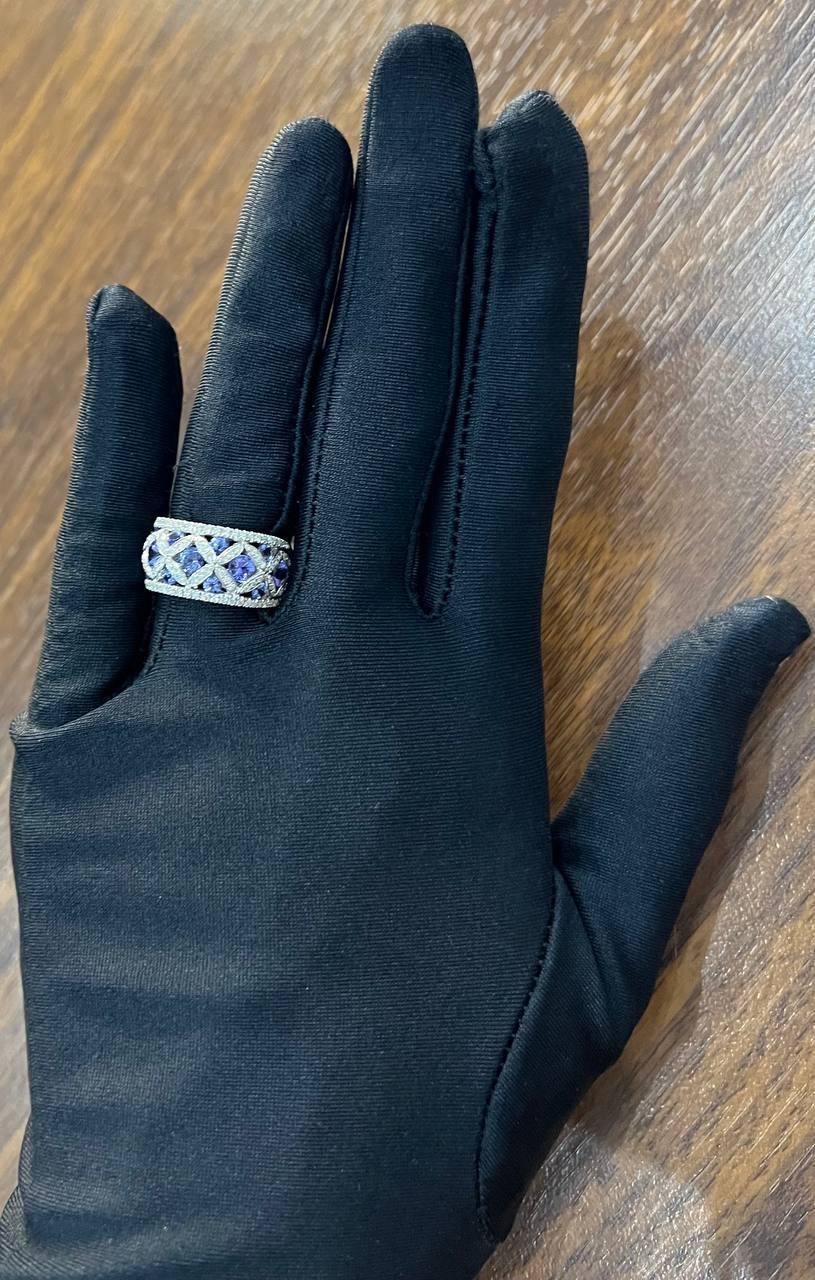 Light Blue Tanzanite White Diamonds 14K White Gold Unique Earrings & Ring Set For Sale 7