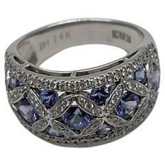 Light Blue Tanzanite White Diamonds 14K White Gold Unique Earrings & Ring Set