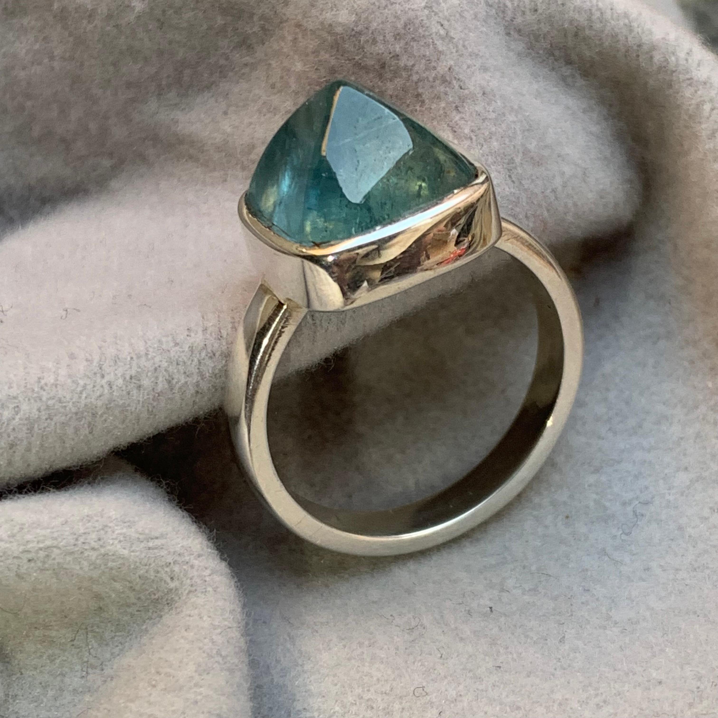 Sugarloaf Cabochon Light Blue Tourmaline Sugarloaf Gemstone 925 Sterling Silver Handmade Ring For Sale