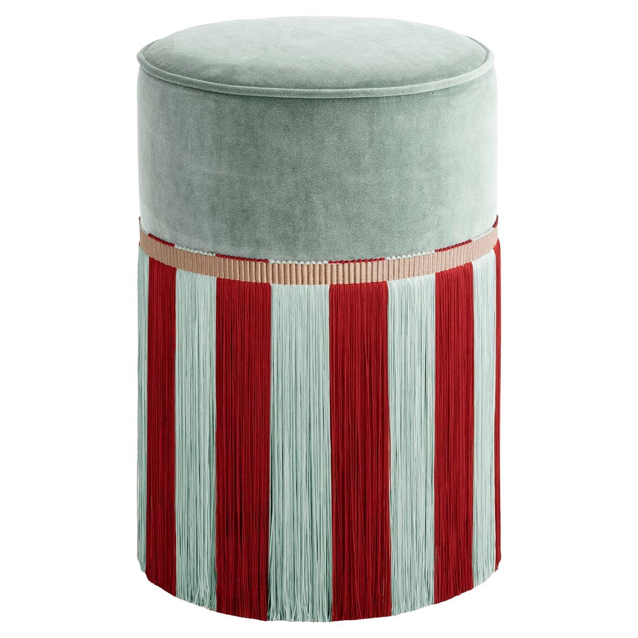 Pouf in velluto azzurro con frange bicolore in vendita