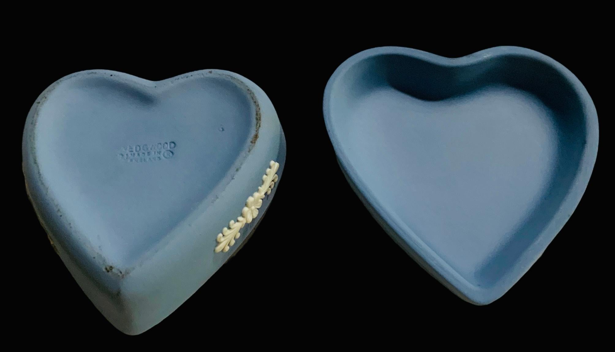 English Light Blue Wedgwood Heart Shaped Trinket Box For Sale