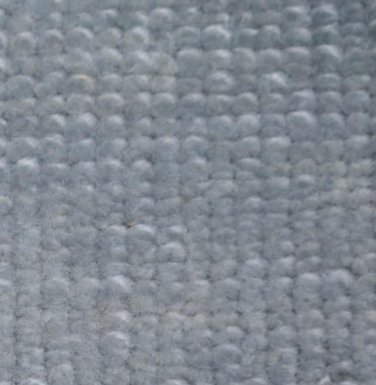Alfombra de lana anudada a mano de diseño japonés en azul claro y azul marino Post Modern Anudado a mano en venta