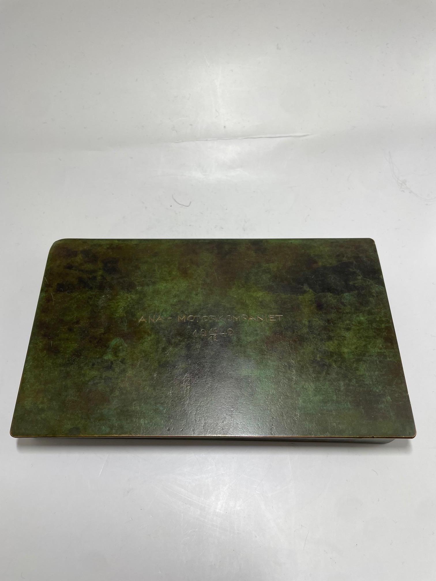 Caja de bronce Light - Sueca, Art Decó Escandinavo moderno en venta