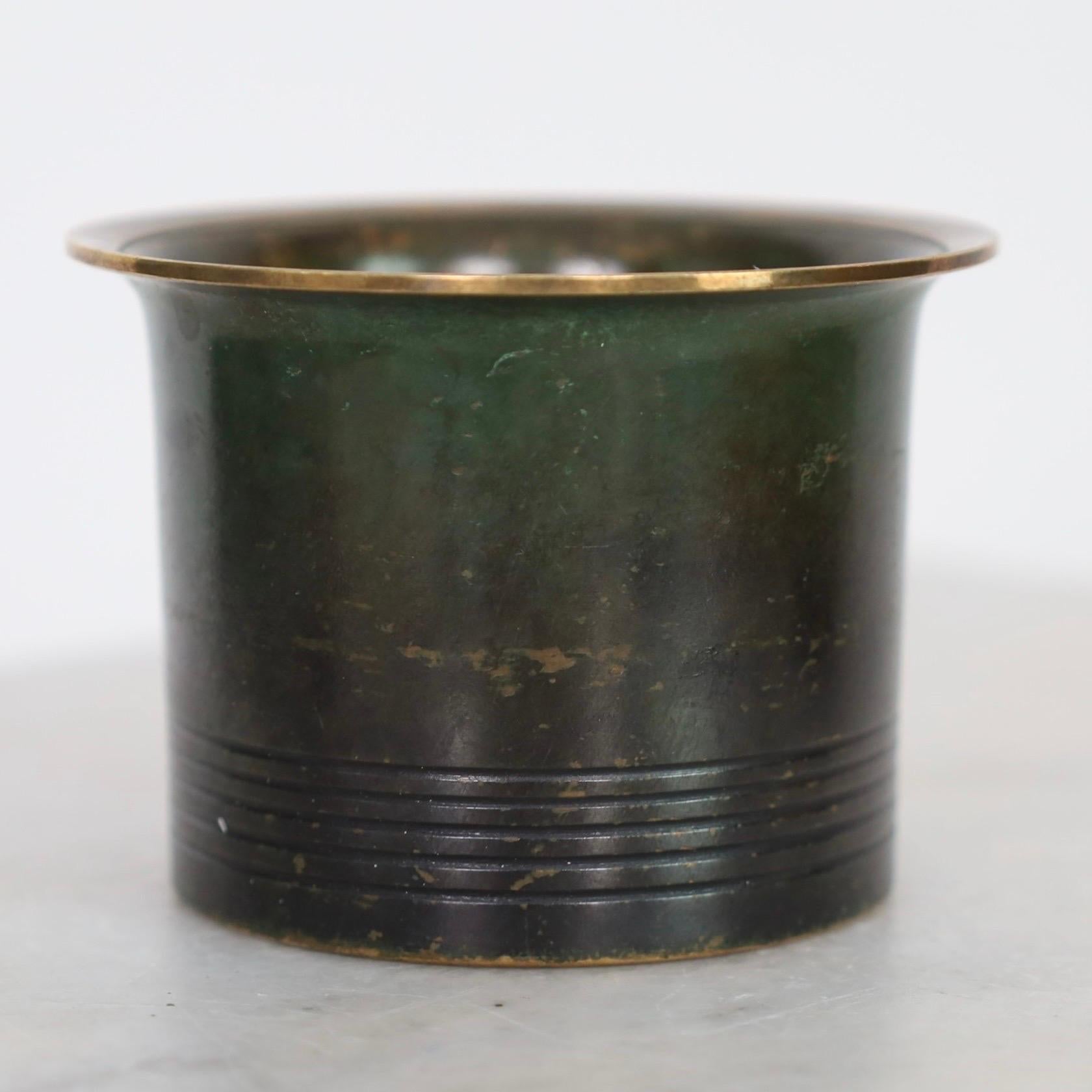 Tazze in bronzo chiaro di Just Andersen, anni '30, Danimarca in vendita 3