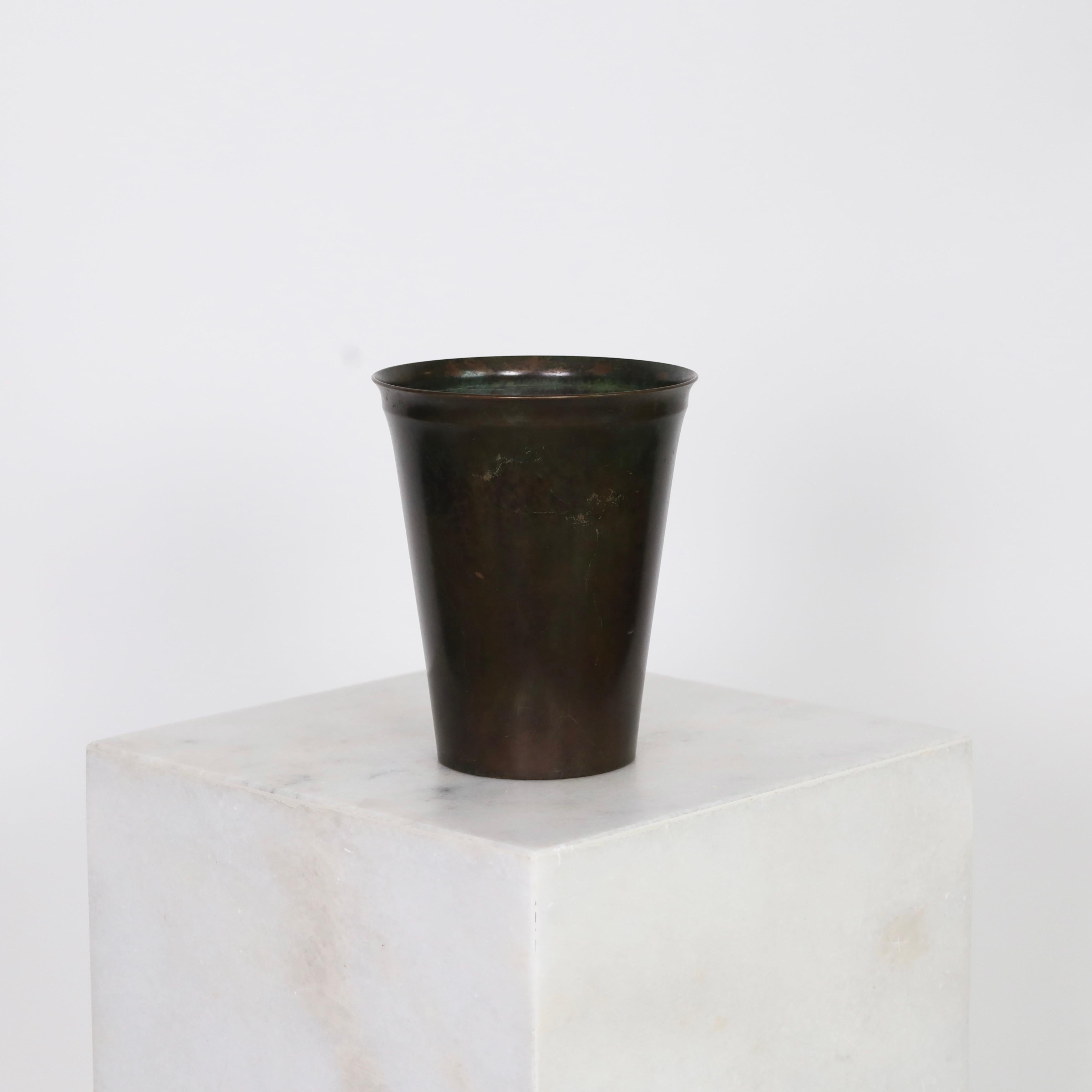 Vaso in bronzo chiaro di Just Andersen, anni '30, Danimarca In condizioni buone in vendita a Værløse, DK