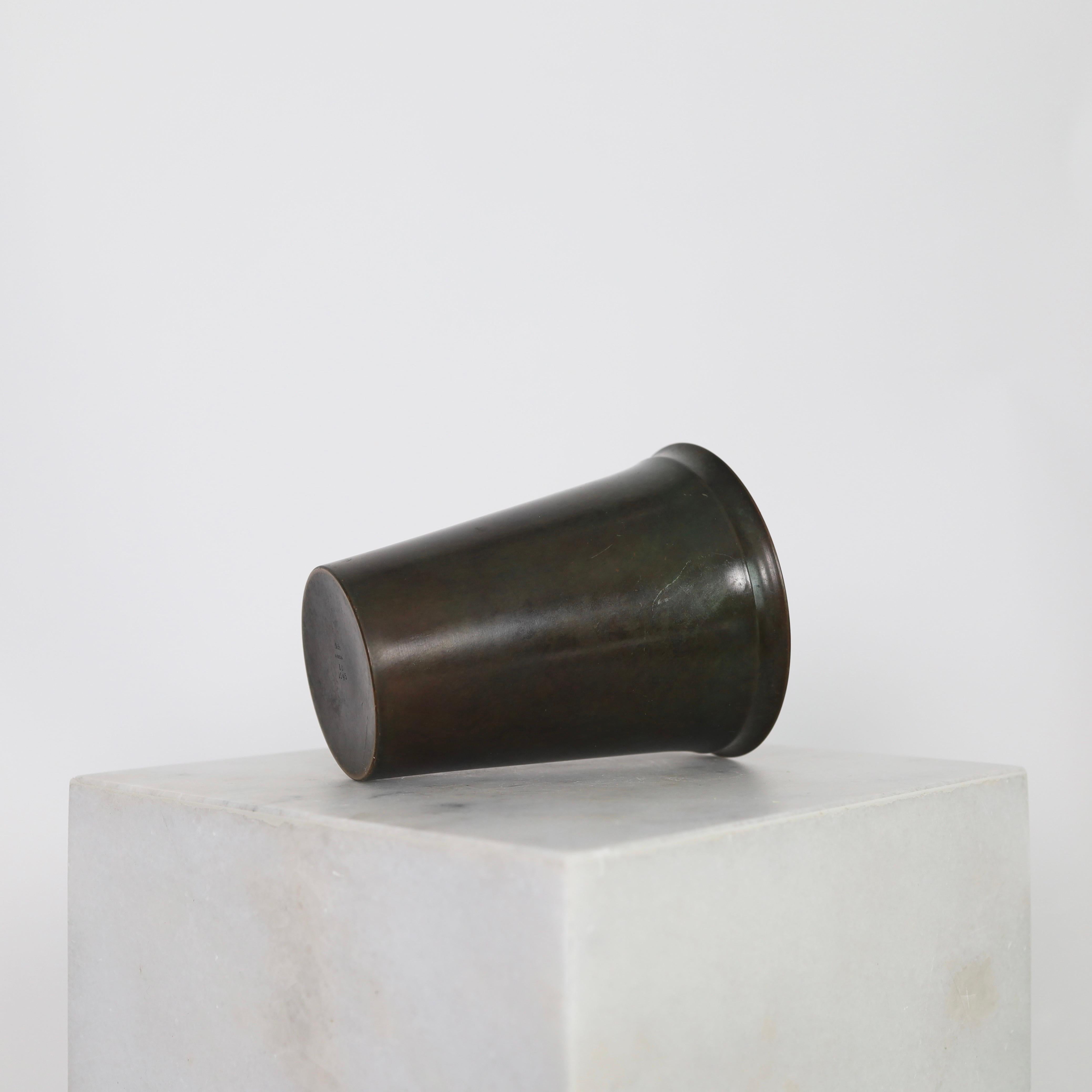 Vaso in bronzo chiaro di Just Andersen, anni '30, Danimarca in vendita 2