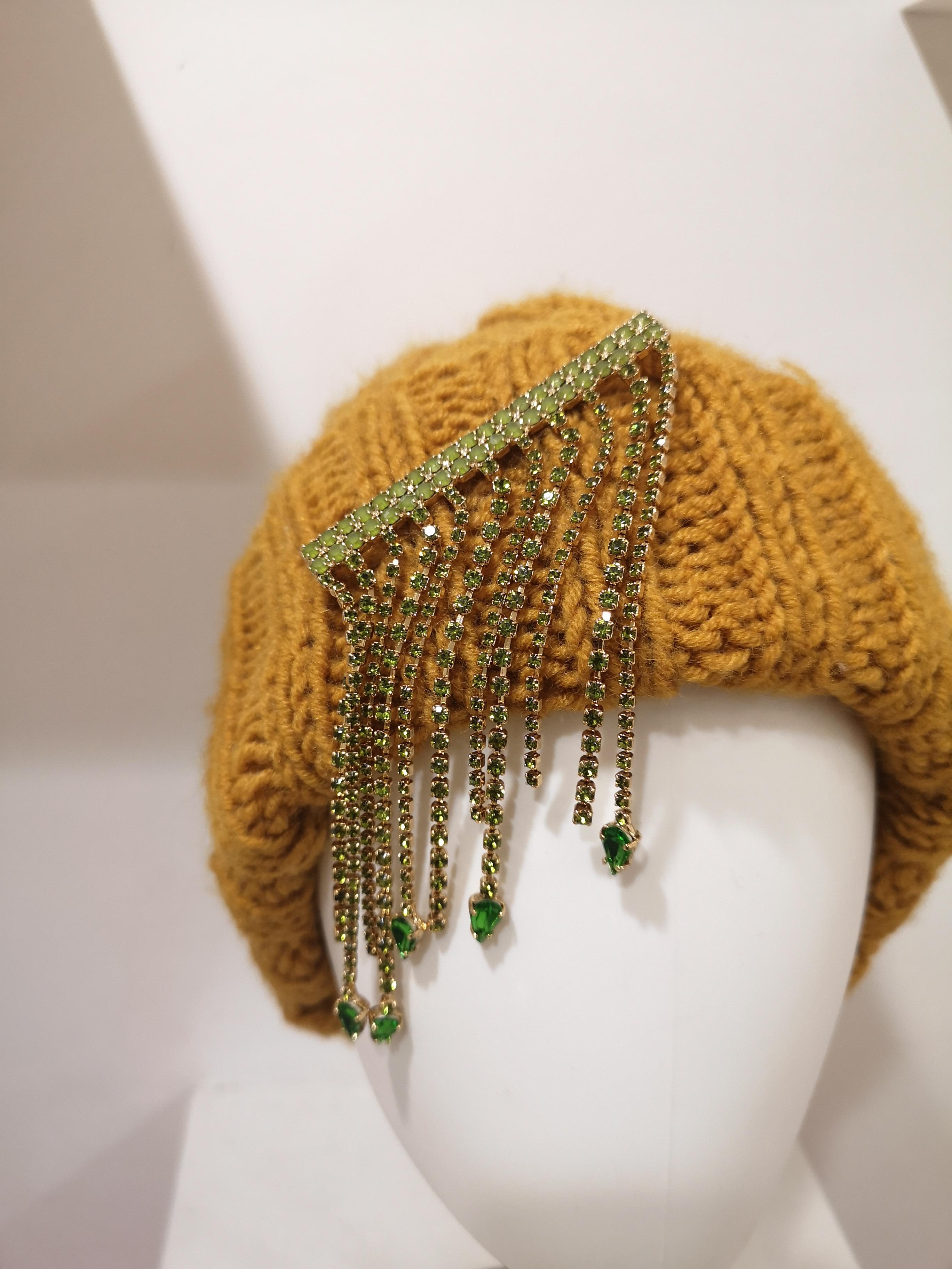 Beige Light brown green swarovski stones brooch hat