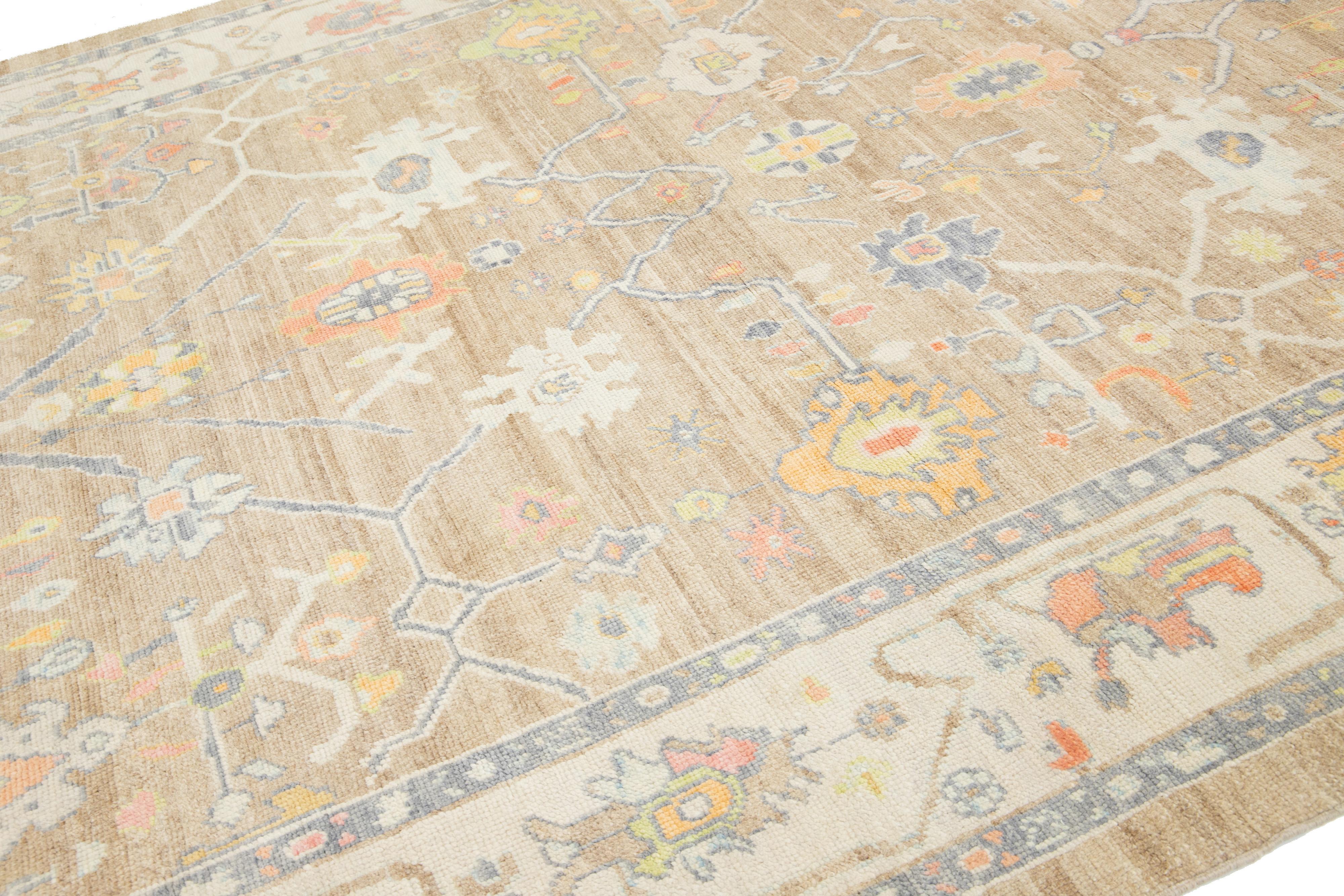Light Brown Modern Turkish Oushak Wool Rug With Floral Design In New Condition For Sale In Norwalk, CT