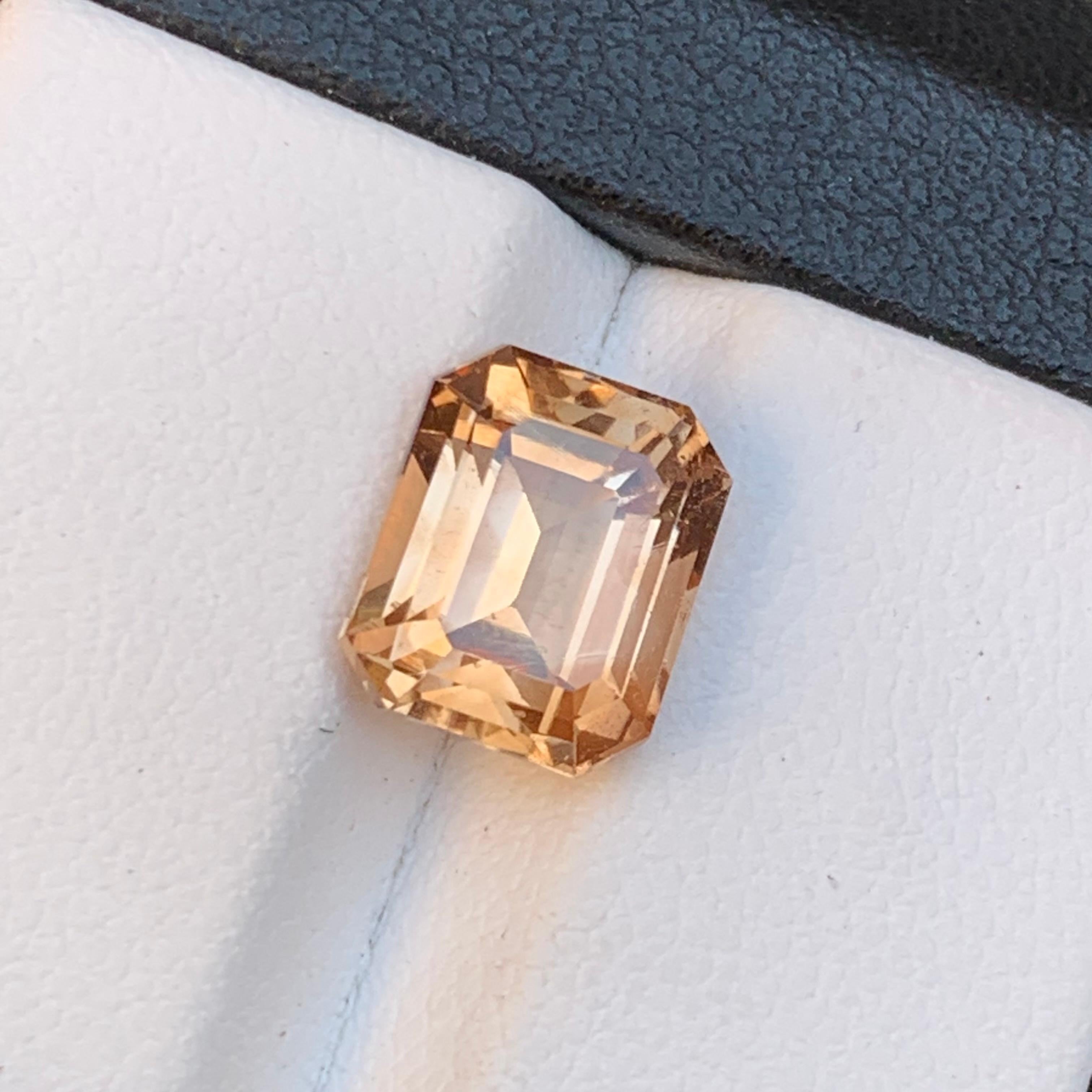 Light Brown Natural Topaz Ring, Pendant Loose Gemstone 4.95 Ct Step Emerald Cut For Sale 6