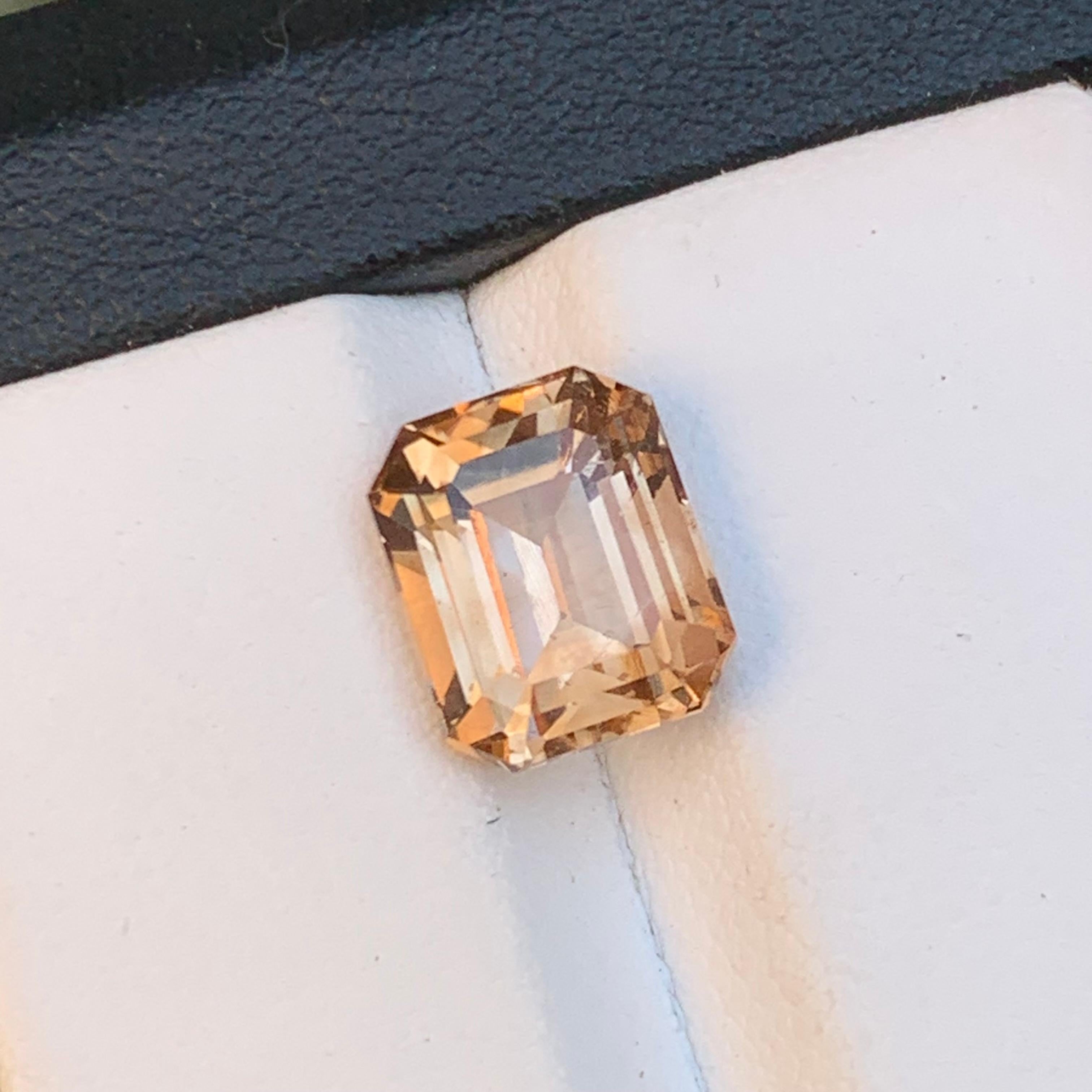Light Brown Natural Topaz Ring, Pendant Loose Gemstone 4.95 Ct Step Emerald Cut For Sale 8