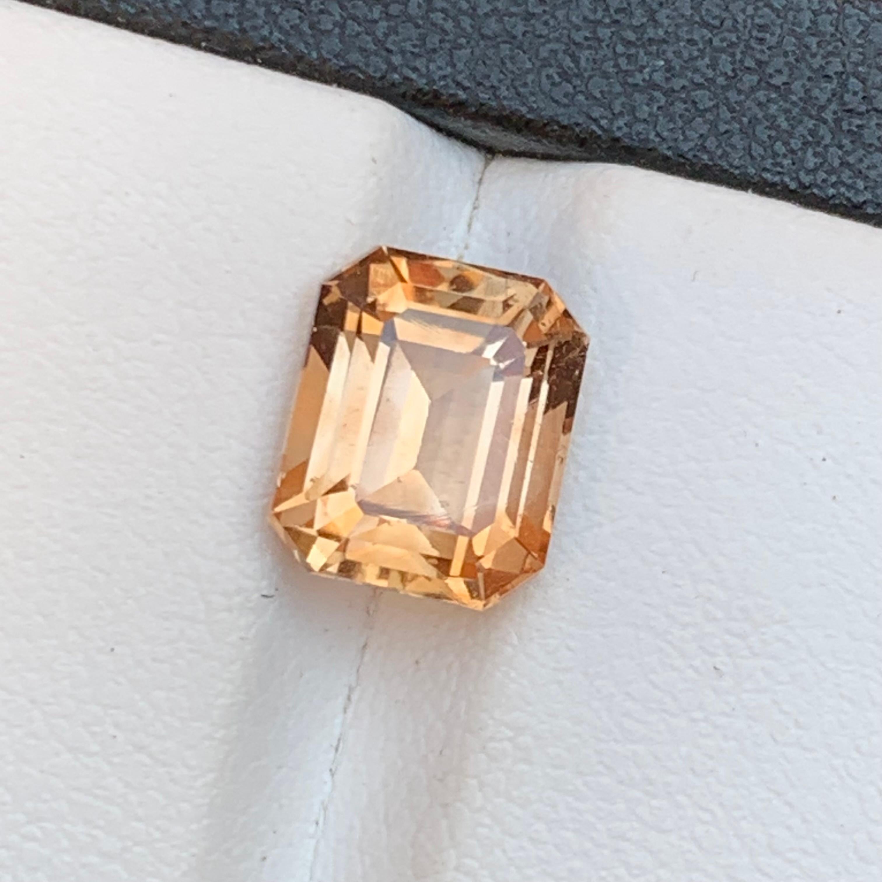 Light Brown Natural Topaz Ring, Pendant Loose Gemstone 4.95 Ct Step Emerald Cut For Sale 2