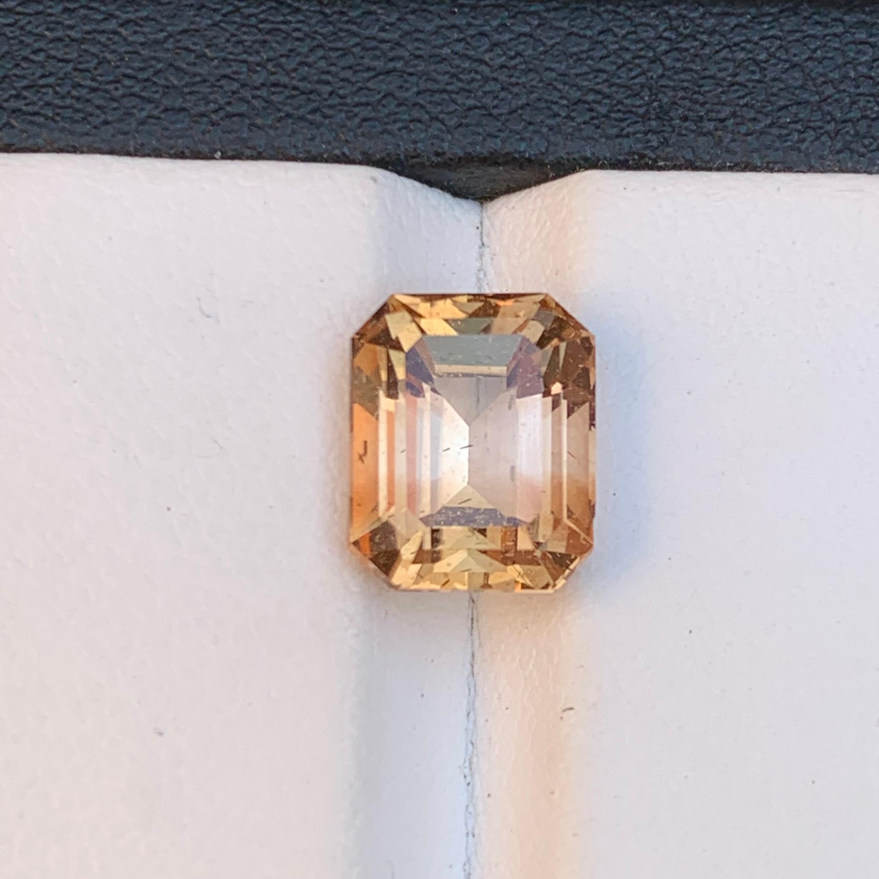 Light Brown Natural Topaz Ring, Pendant Loose Gemstone 5.15 Ct Step Emerald Cut For Sale 5