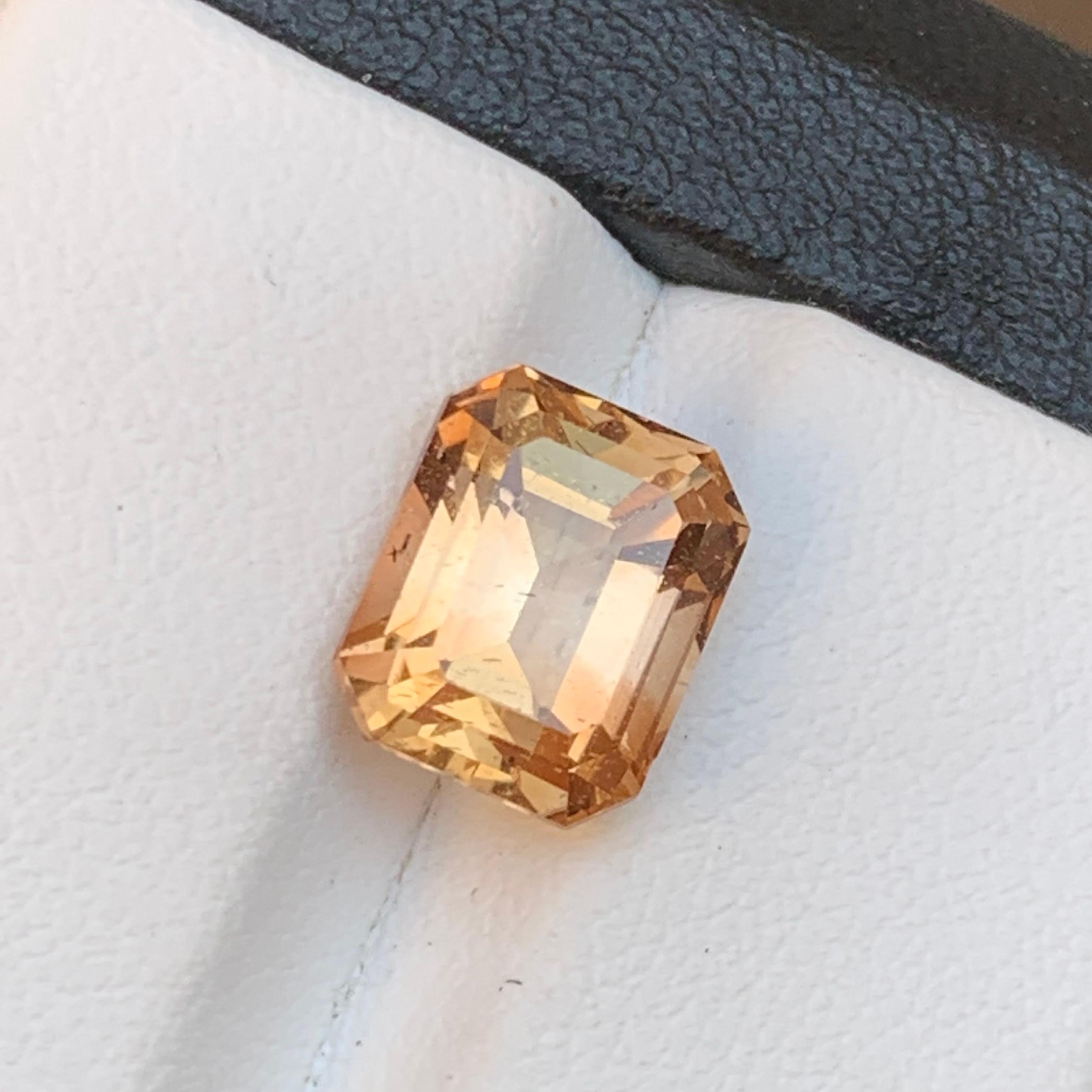Light Brown Natural Topaz Ring, Pendant Loose Gemstone 5.15 Ct Step Emerald Cut For Sale 1