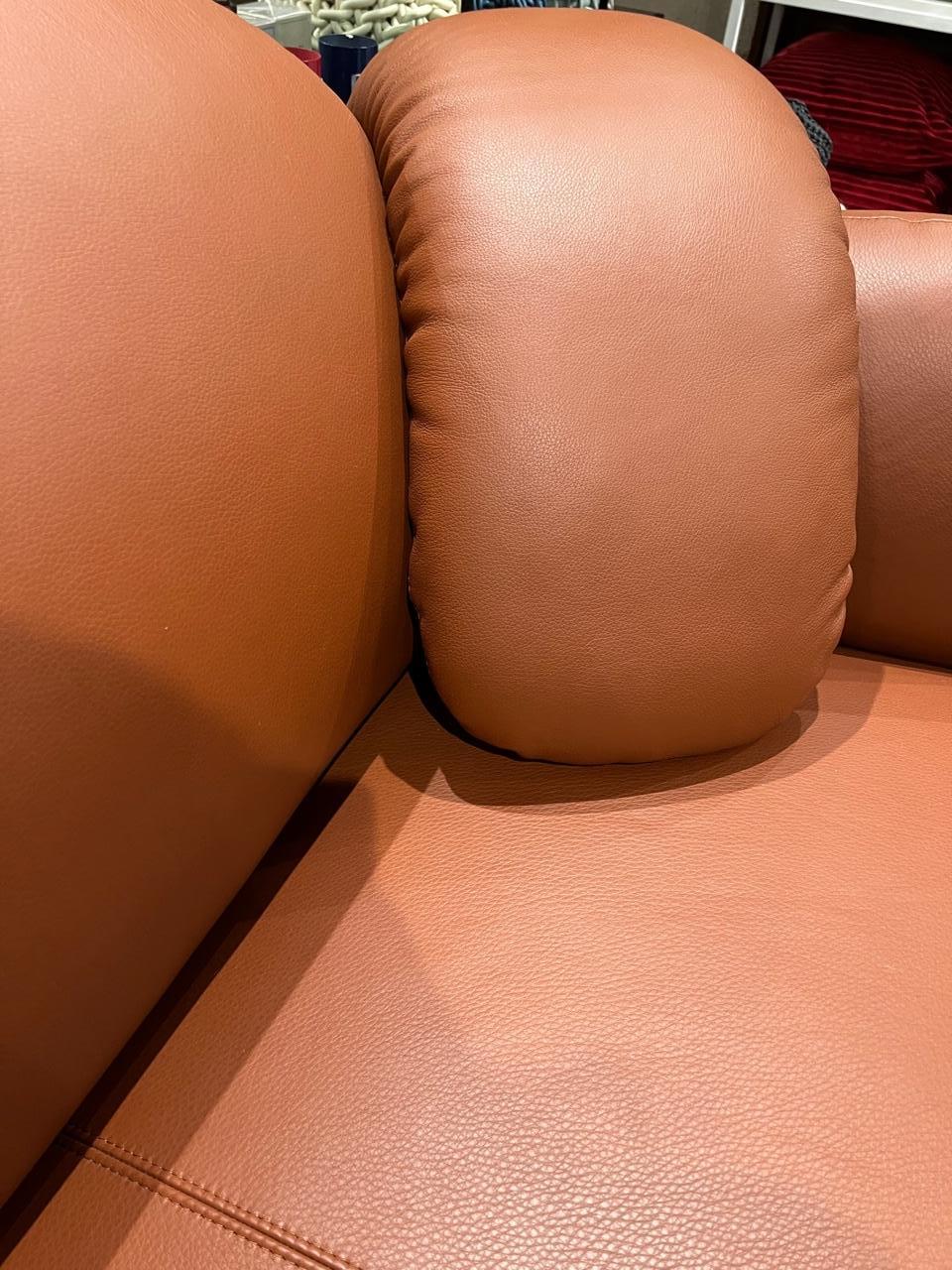 Hellbraunes Pulla 3-Sitzer-Sofa Entworfen von Studio Truly Truly für Leolux im Angebot 2