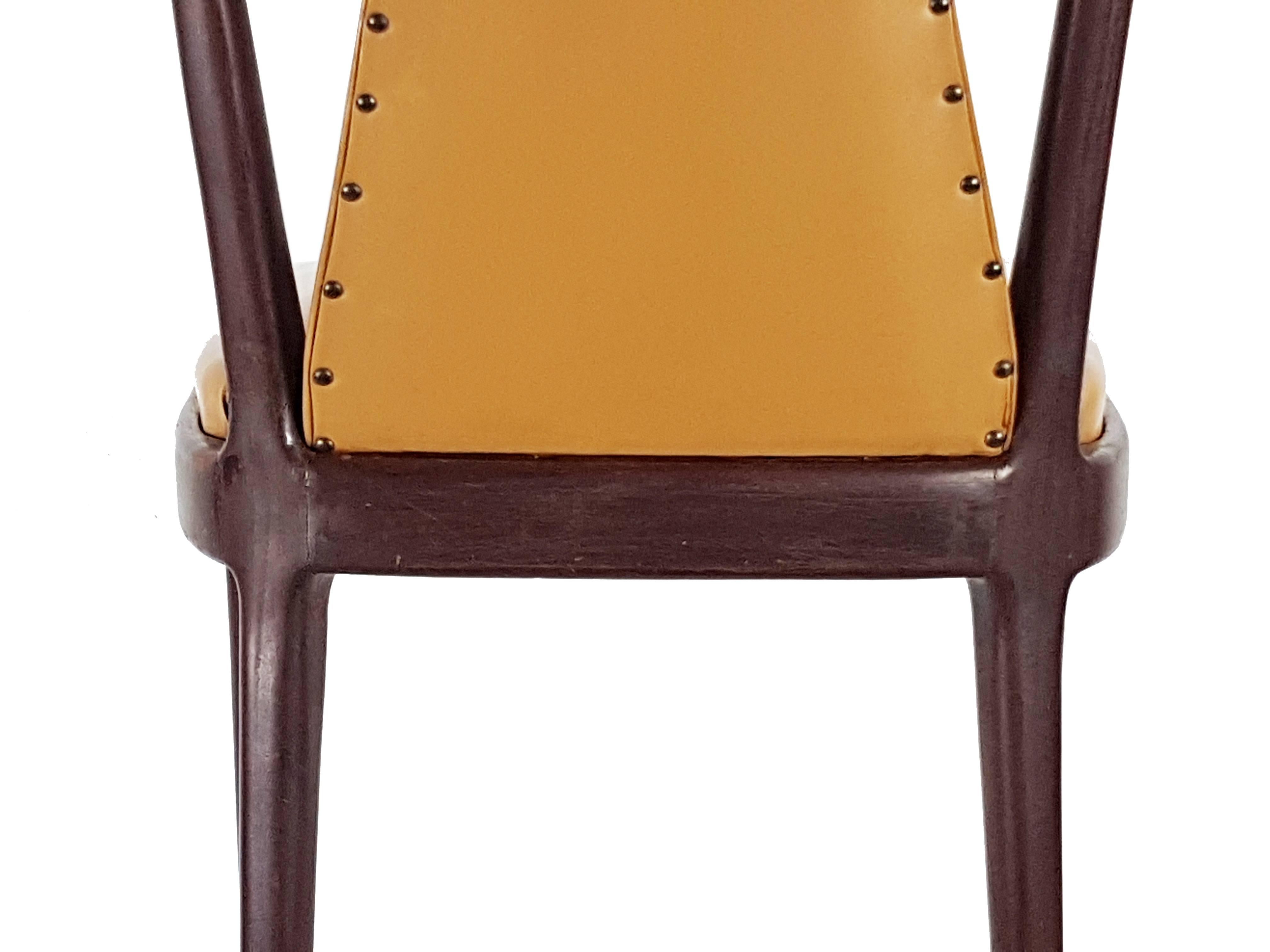 Brass 6 Light-Brown Skai and Wood 1940s Dining Chairs in the Style of Osvaldo Borsani