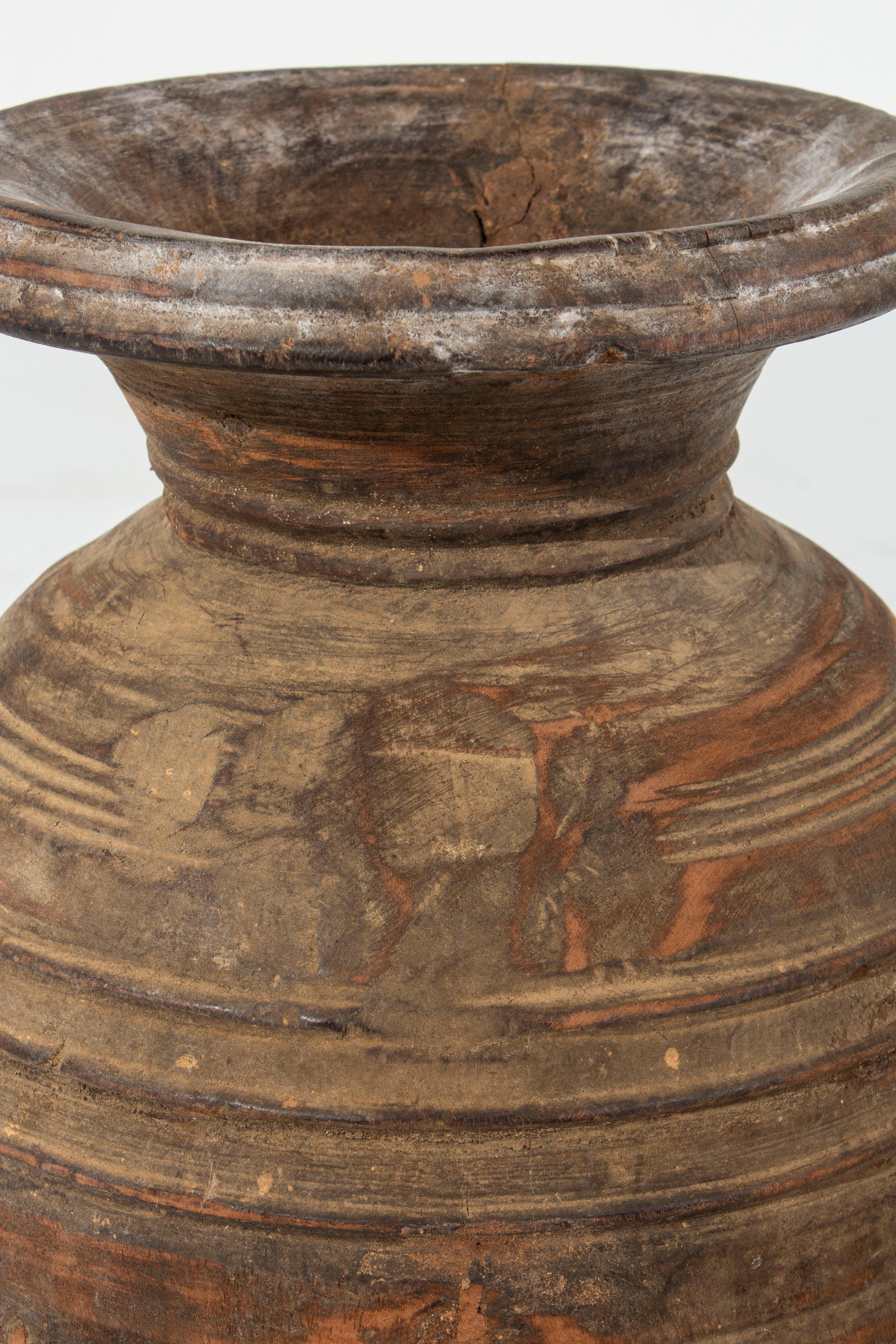 Light Brown Storage Jar In Good Condition In Dallas, TX