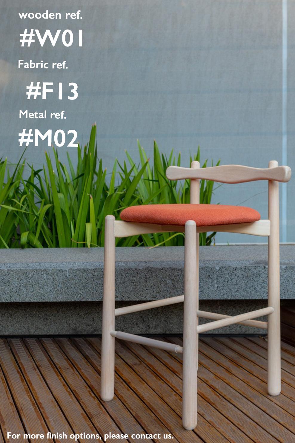Uçá Stool - The singularities of the Uçá animal are represented in the elongated lines and forms of the Uçá stool, which bears the same name as the crustacean, paying homage to the prevalent marine fauna along our Brazilian coast. There may be