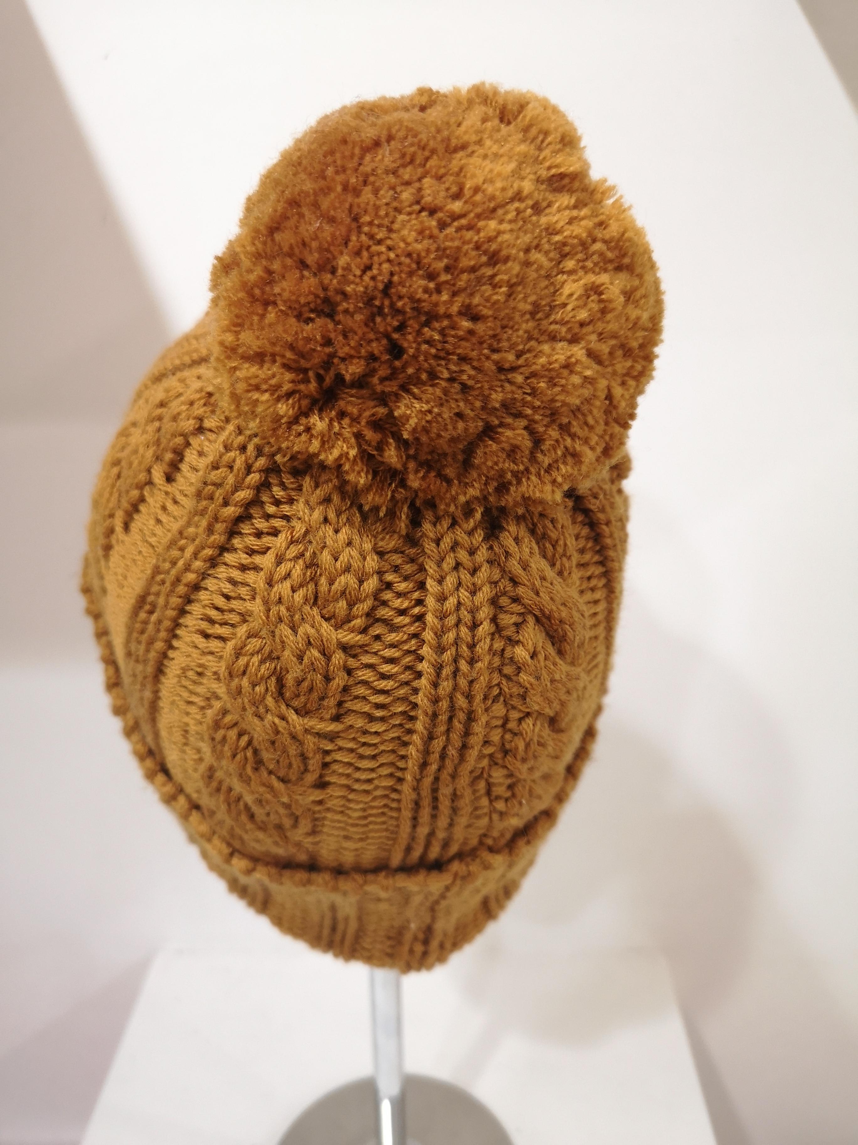 Women's or Men's Light brown wool cactus brooch hat