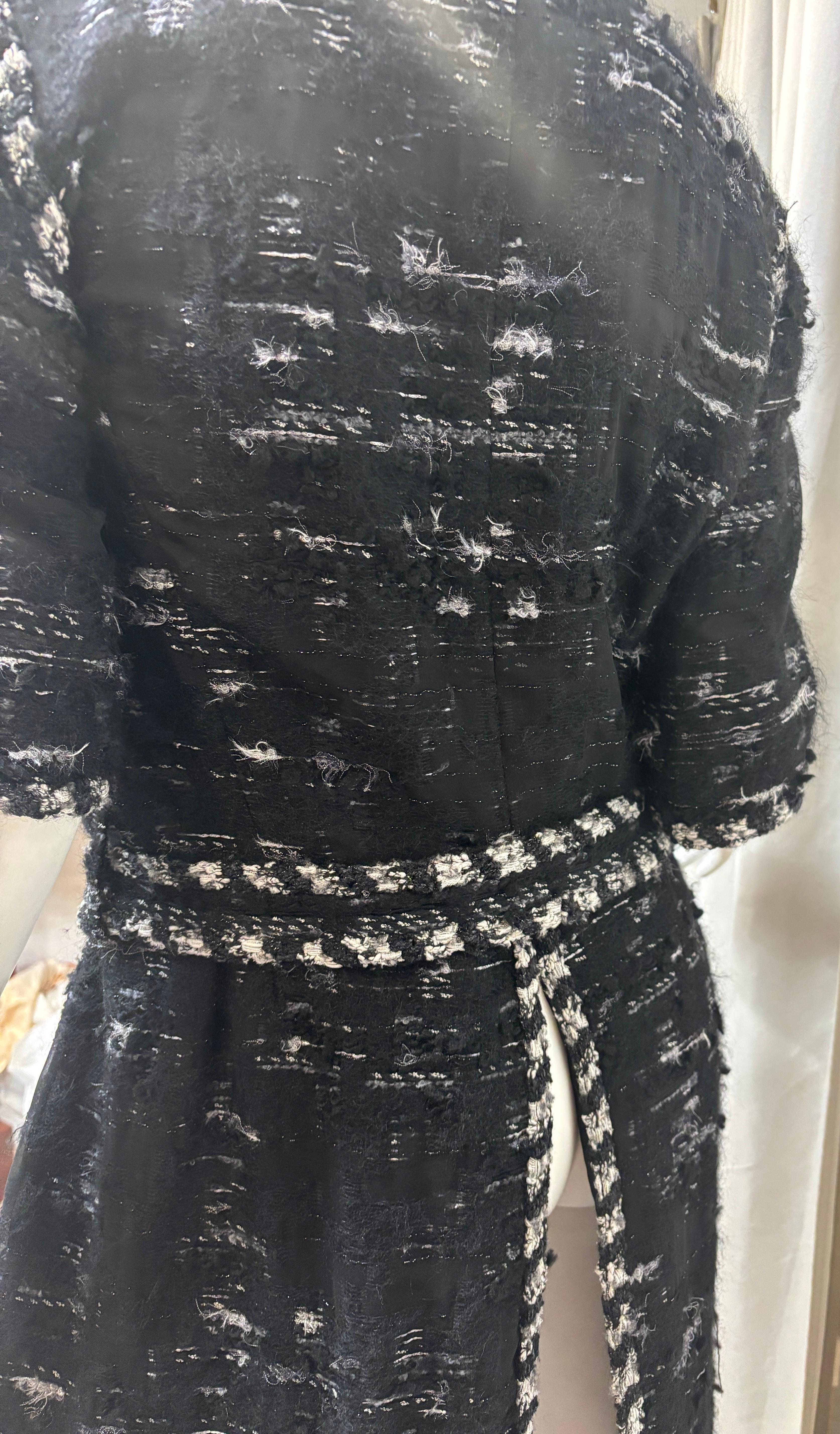 Chanel Veste à manches courtes claire, taille 42 en vente 6