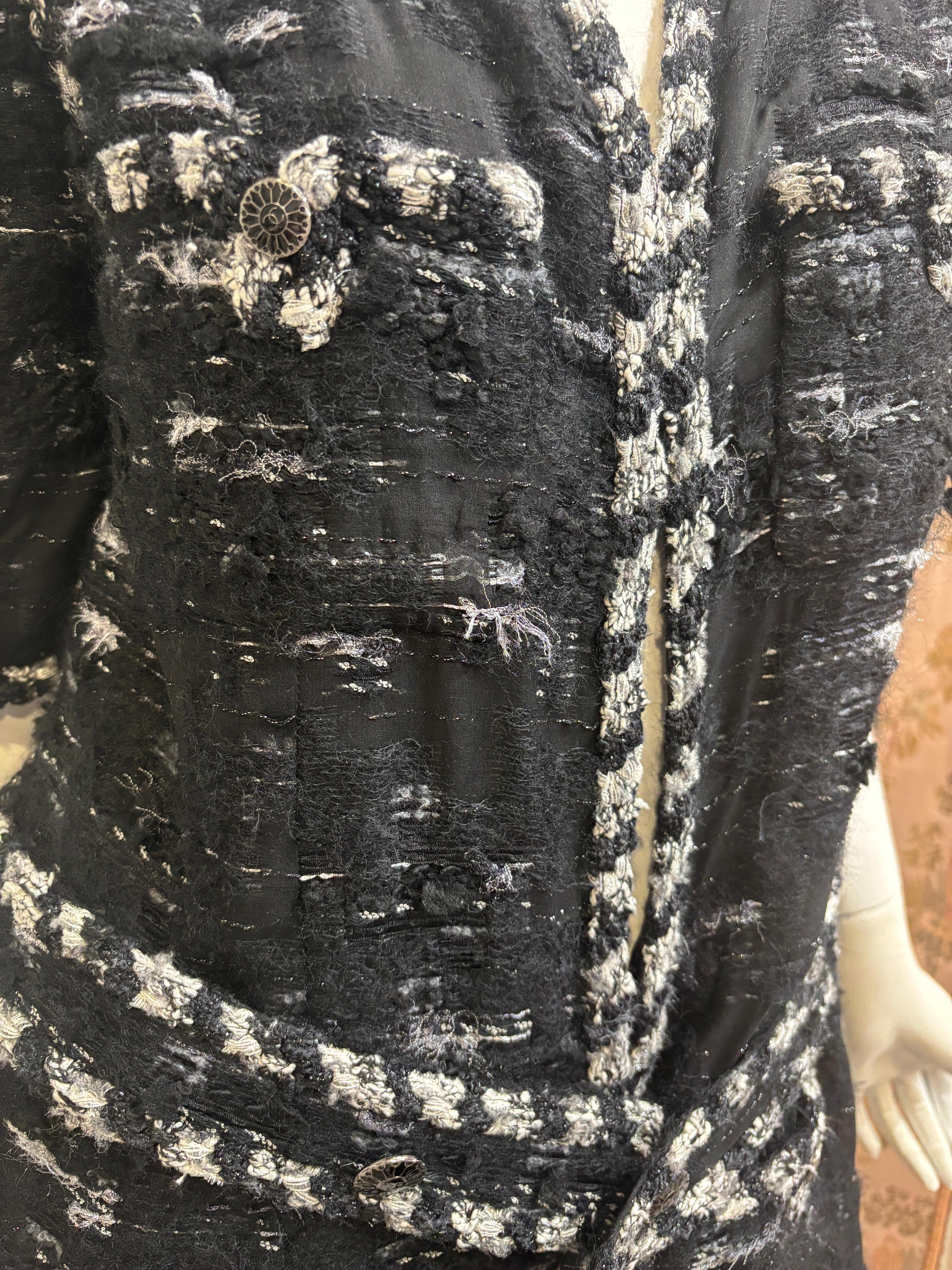 Chanel Veste à manches courtes claire, taille 42 en vente 1