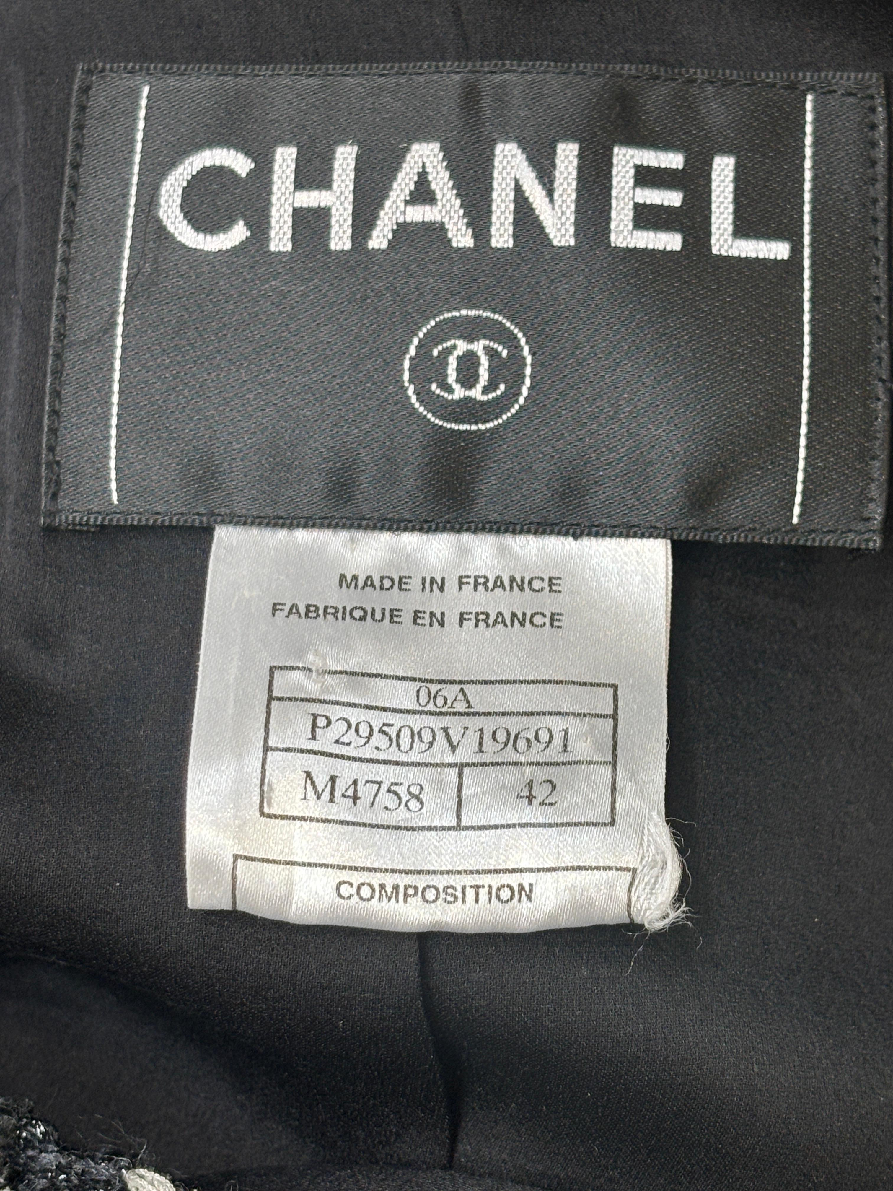 Chanel Veste à manches courtes claire, taille 42 en vente 4