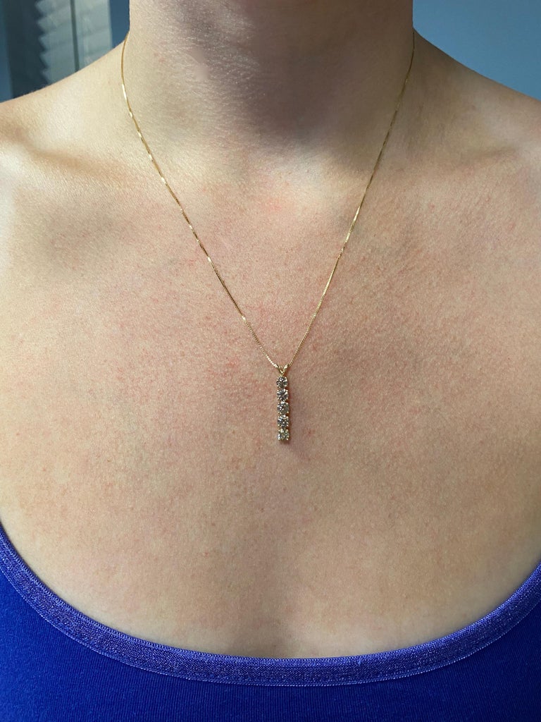 Light Chocolate Diamond Line Pendant Necklace For Sale at 1stDibs