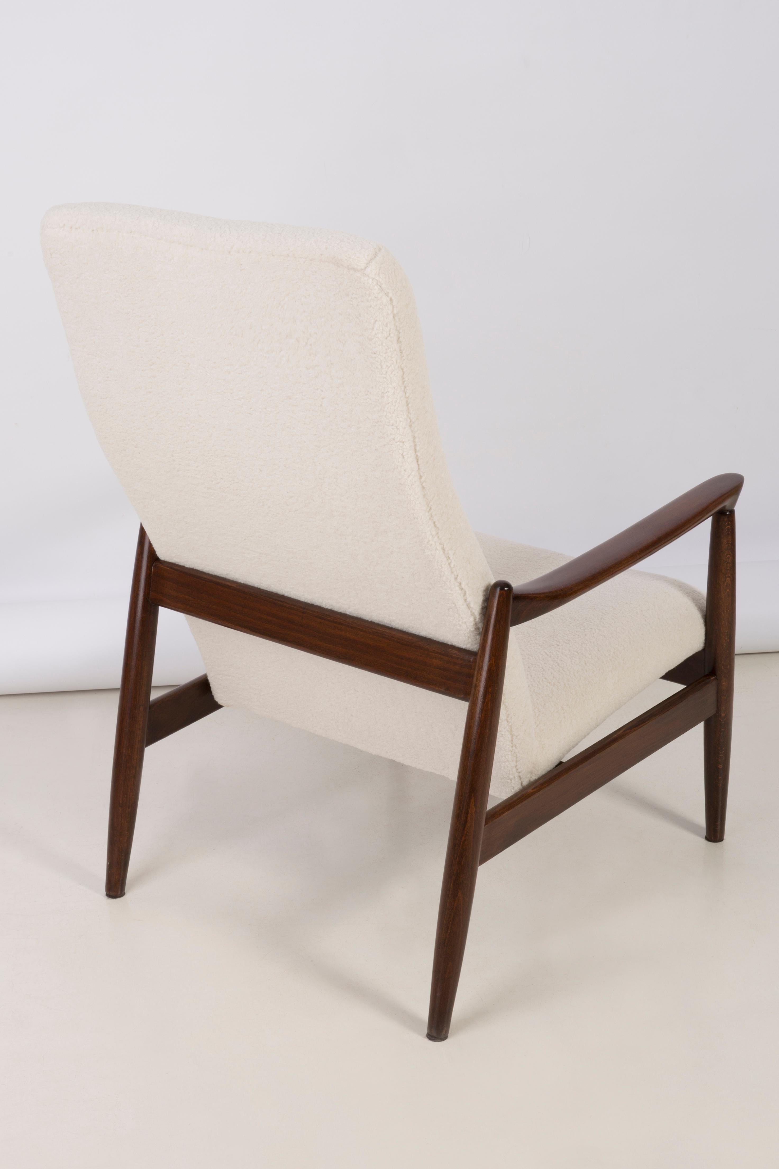 Hand-Crafted Light Crème Boucle Armchair, GFM-64 High, Edmund Homa, 1960s For Sale