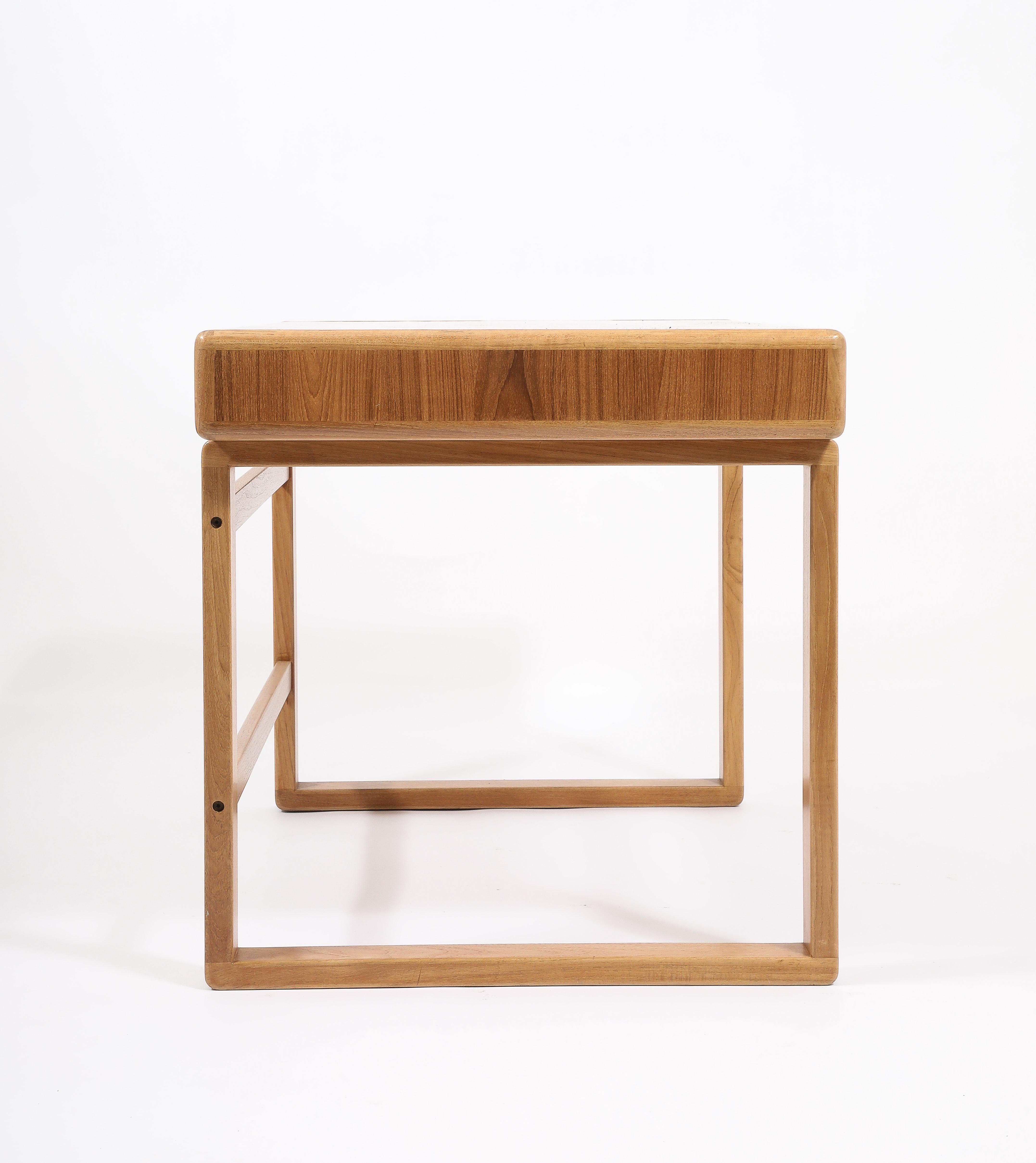 Light Danish Desk, Denmark 1950's For Sale 7